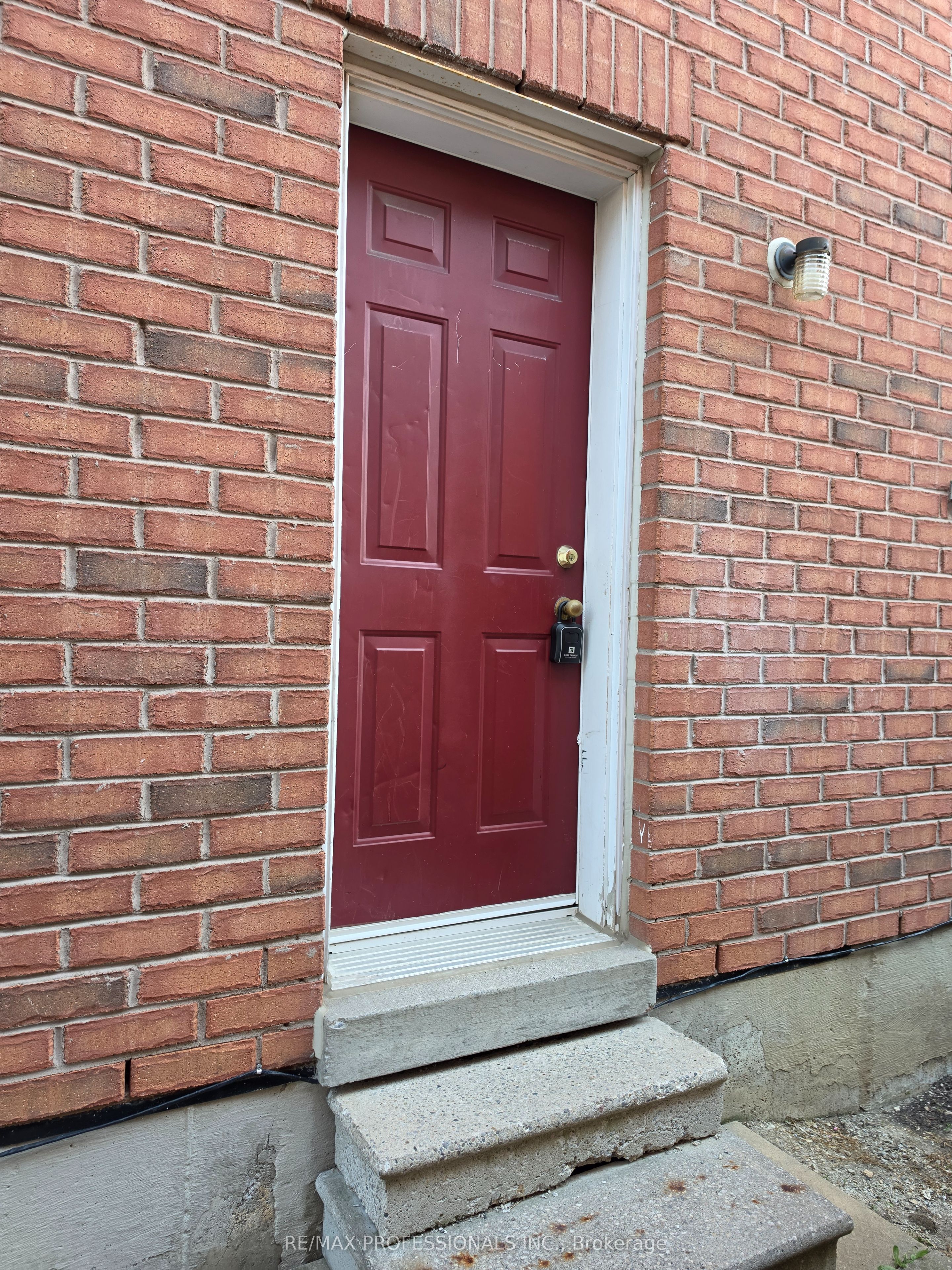 13 Beechgrove Crescent Bsmt, Markham, ON L3R 4Z1 photo 3