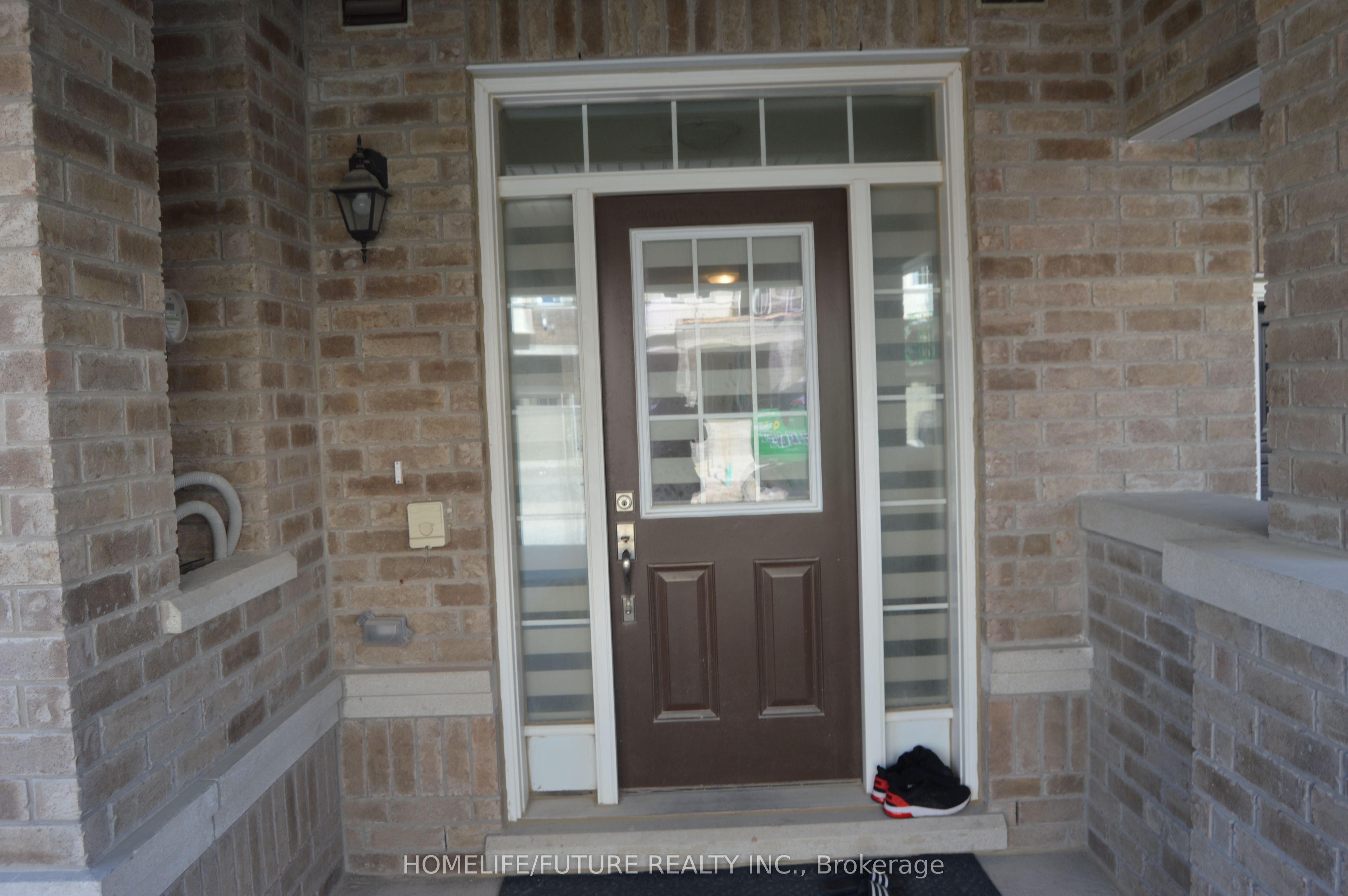 25 Mel Irving Drive, Bradford West Gwillimbury, ON L0E 1N0 photo 3