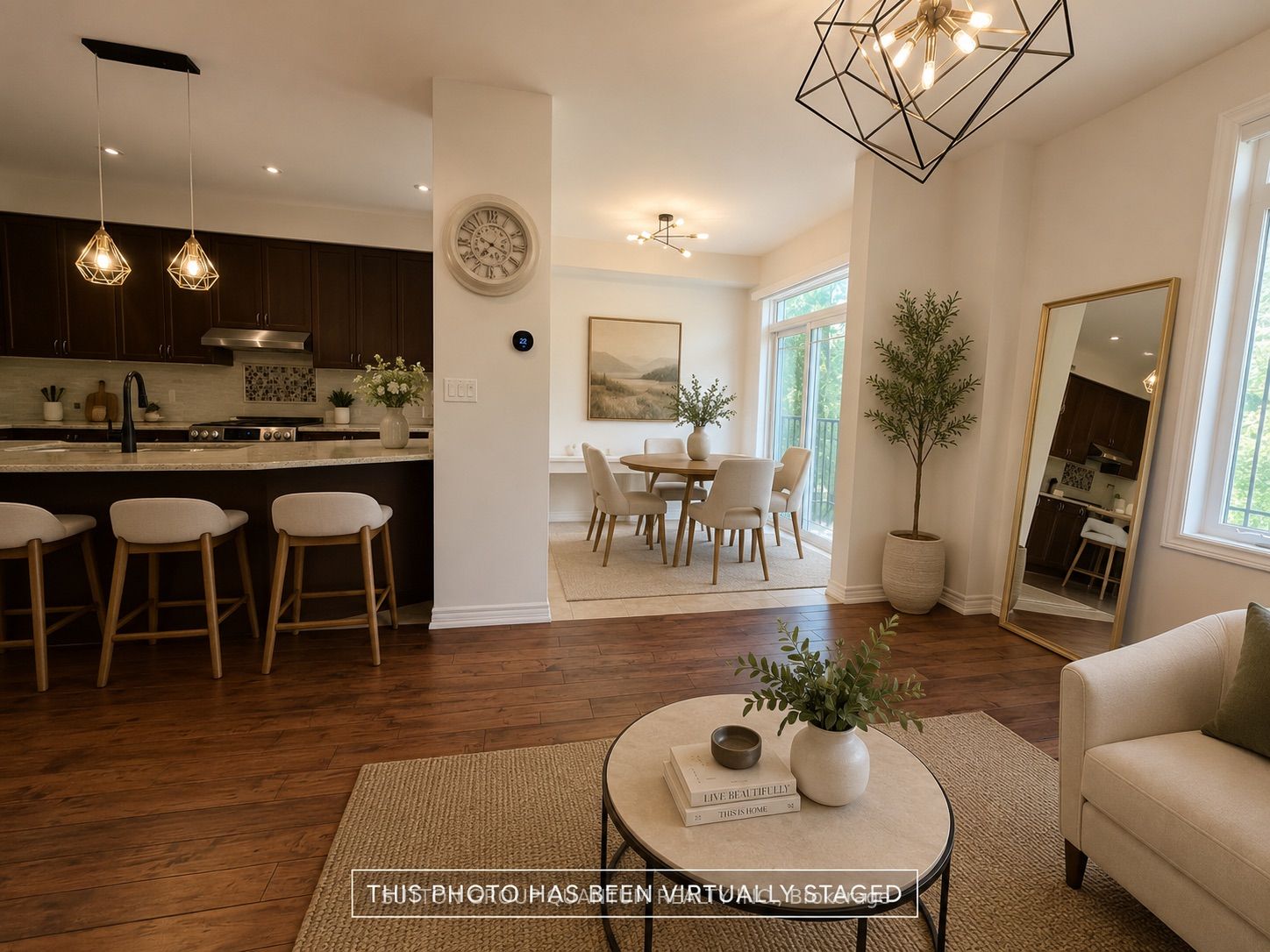 102 Lake Avenue, Richmond Hill, ON L4E 3G6 photo 5