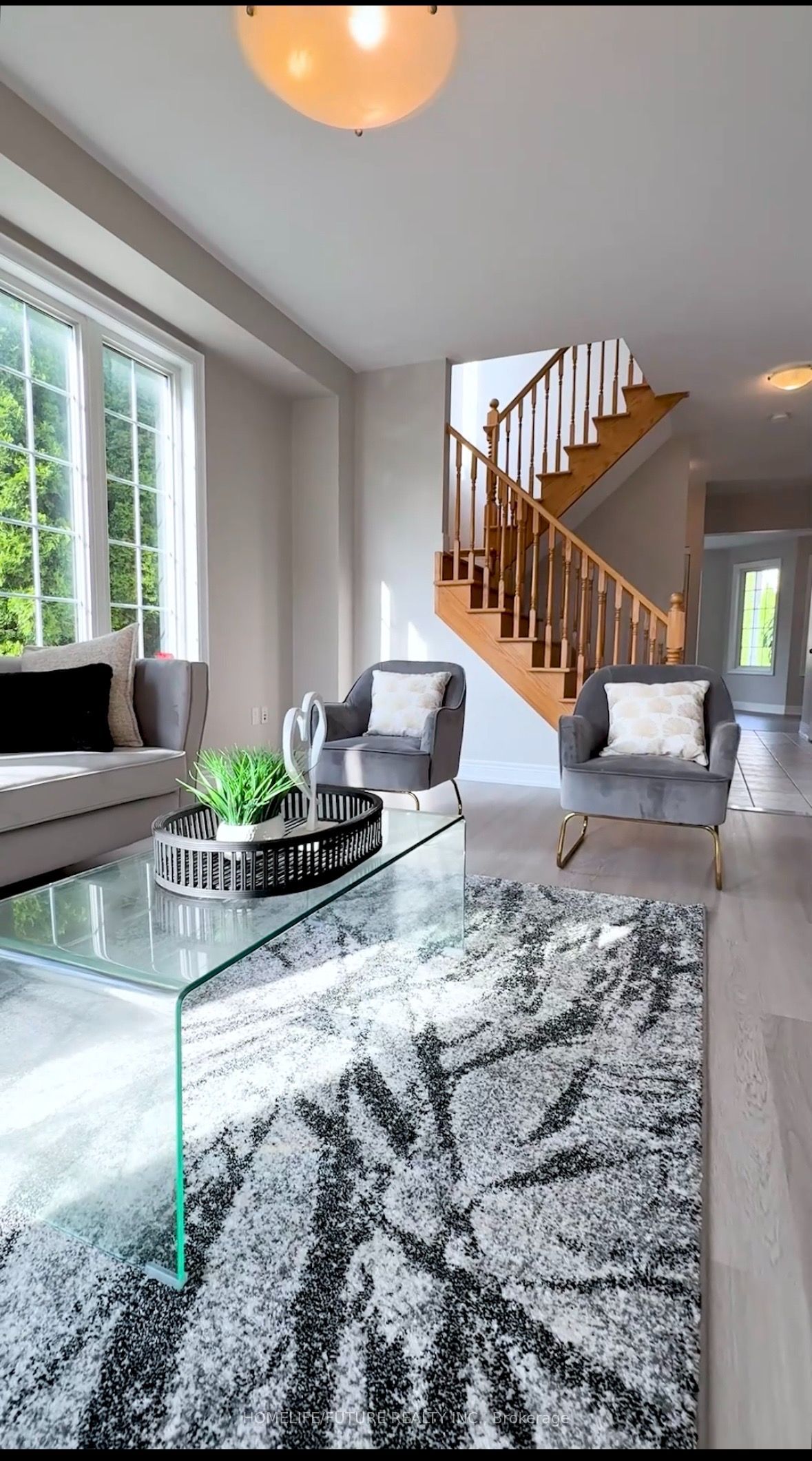 1 Capogna Street, Markham, ON L6B 0H5 photo 2