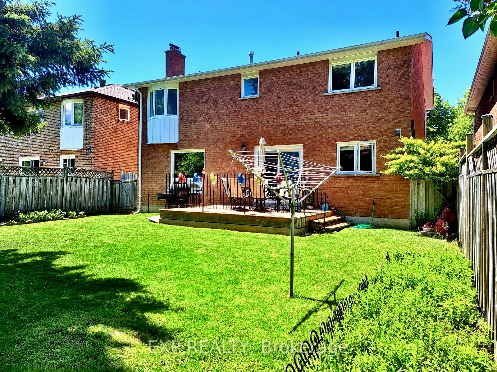 81 Southgate Crescent, Richmond Hill, ON L4B 2E7 photo 4