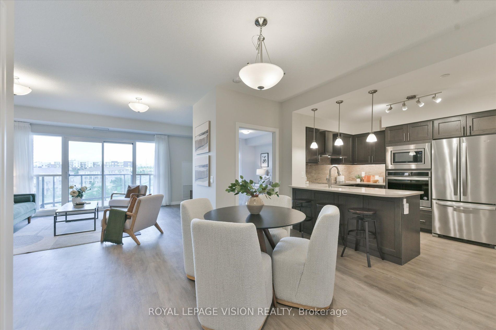 440 William Graham Drive 403, Aurora, ON L4G 7C7 photo 5