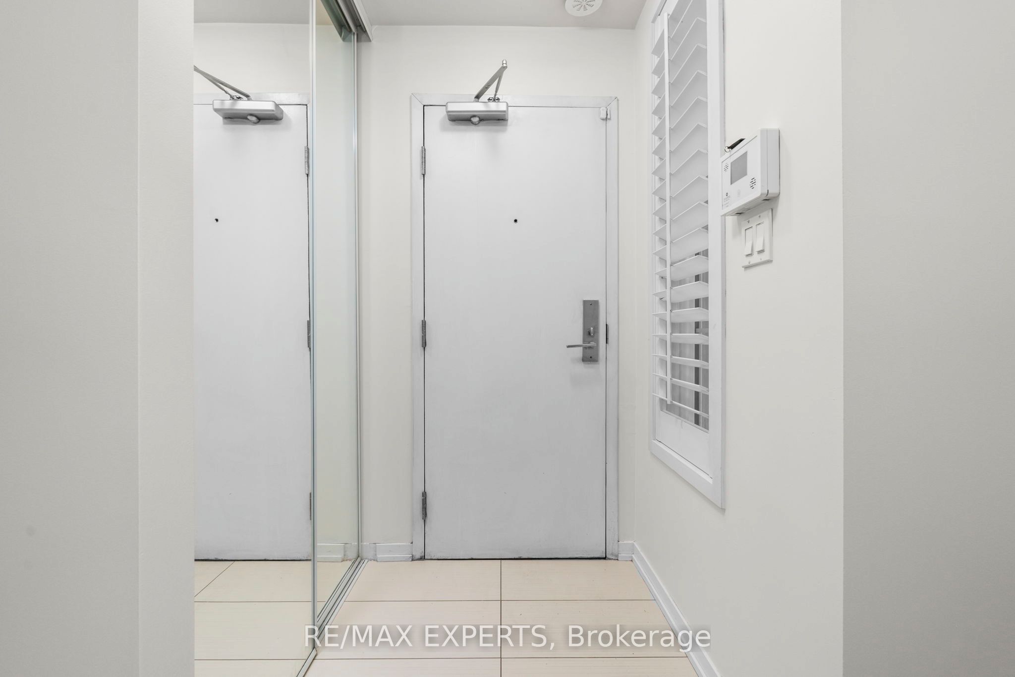 26 Bruce Street A04, Vaughan, ON L4L 0H4 photo 5
