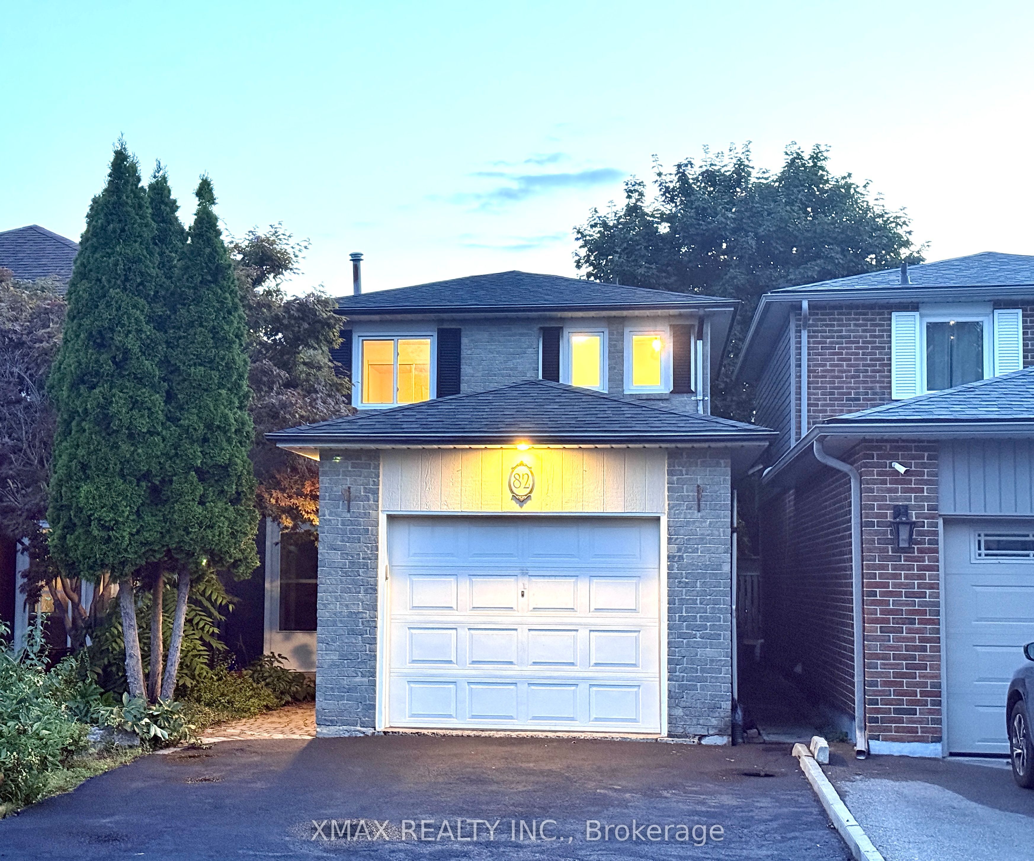 82 Lund Street, Richmond Hill, ON L4C 5V9 photo 3