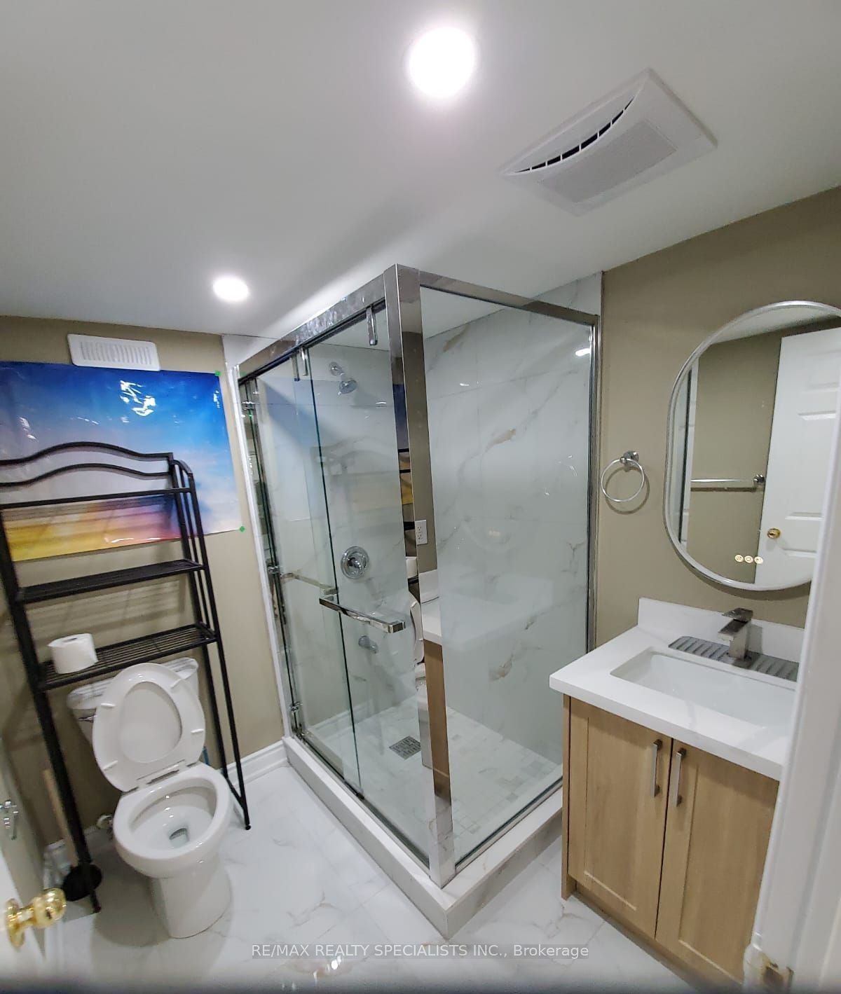 42 Skylark Drive Basement, Vaughan, ON L4H 2C4 photo 3