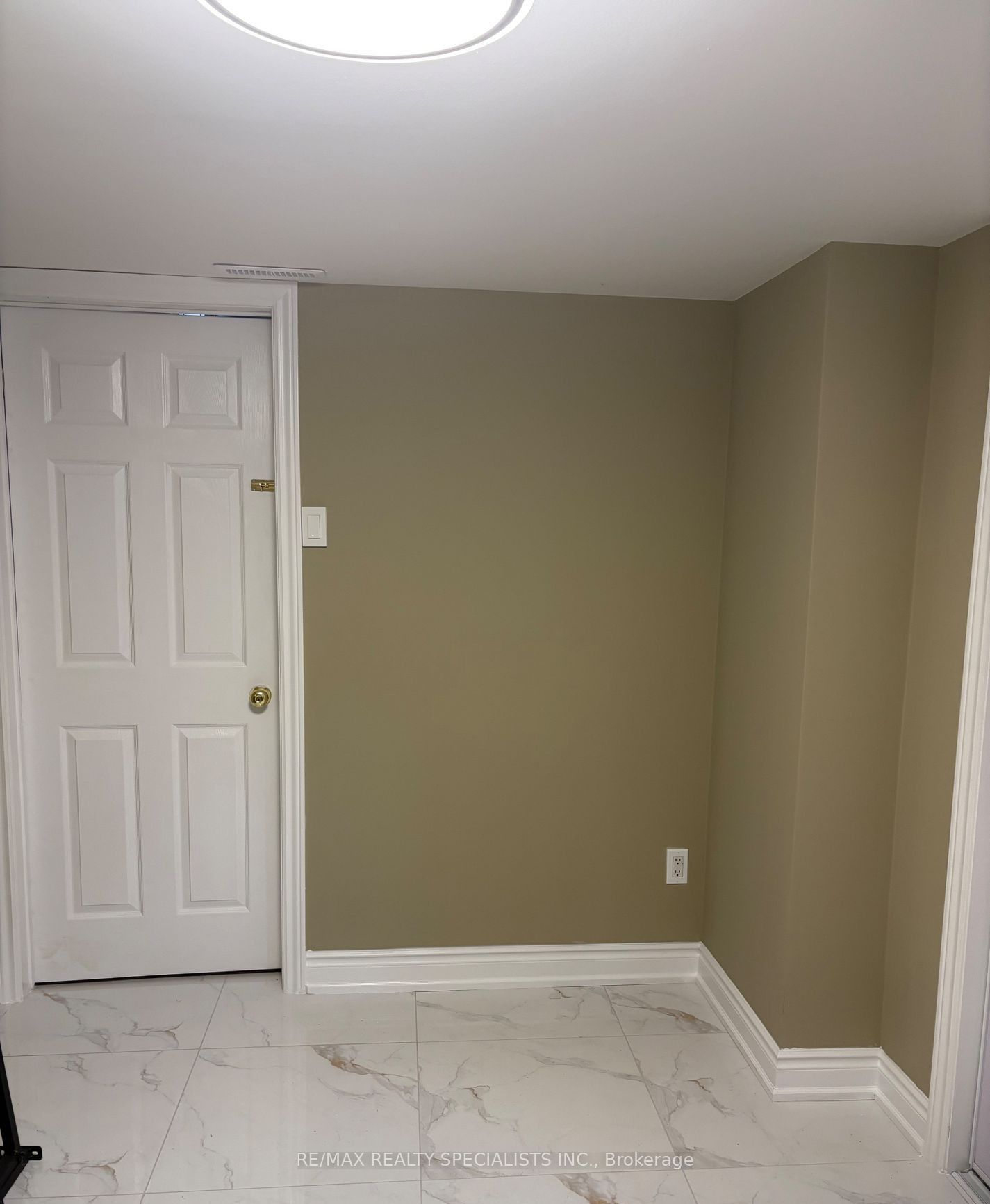 42 Skylark Drive Basement, Vaughan, ON L4H 2C4 photo 4