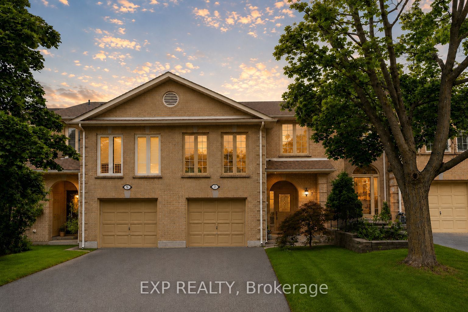7 Wetherby Circle, Markham, ON L3T 7R8