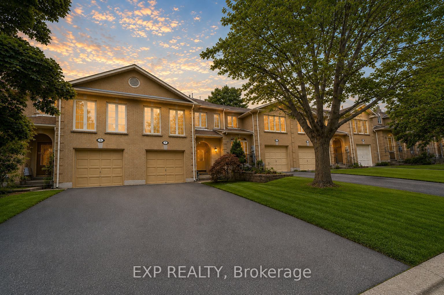 7 Wetherby Circle, Markham, ON L3T 7R8 photo 2