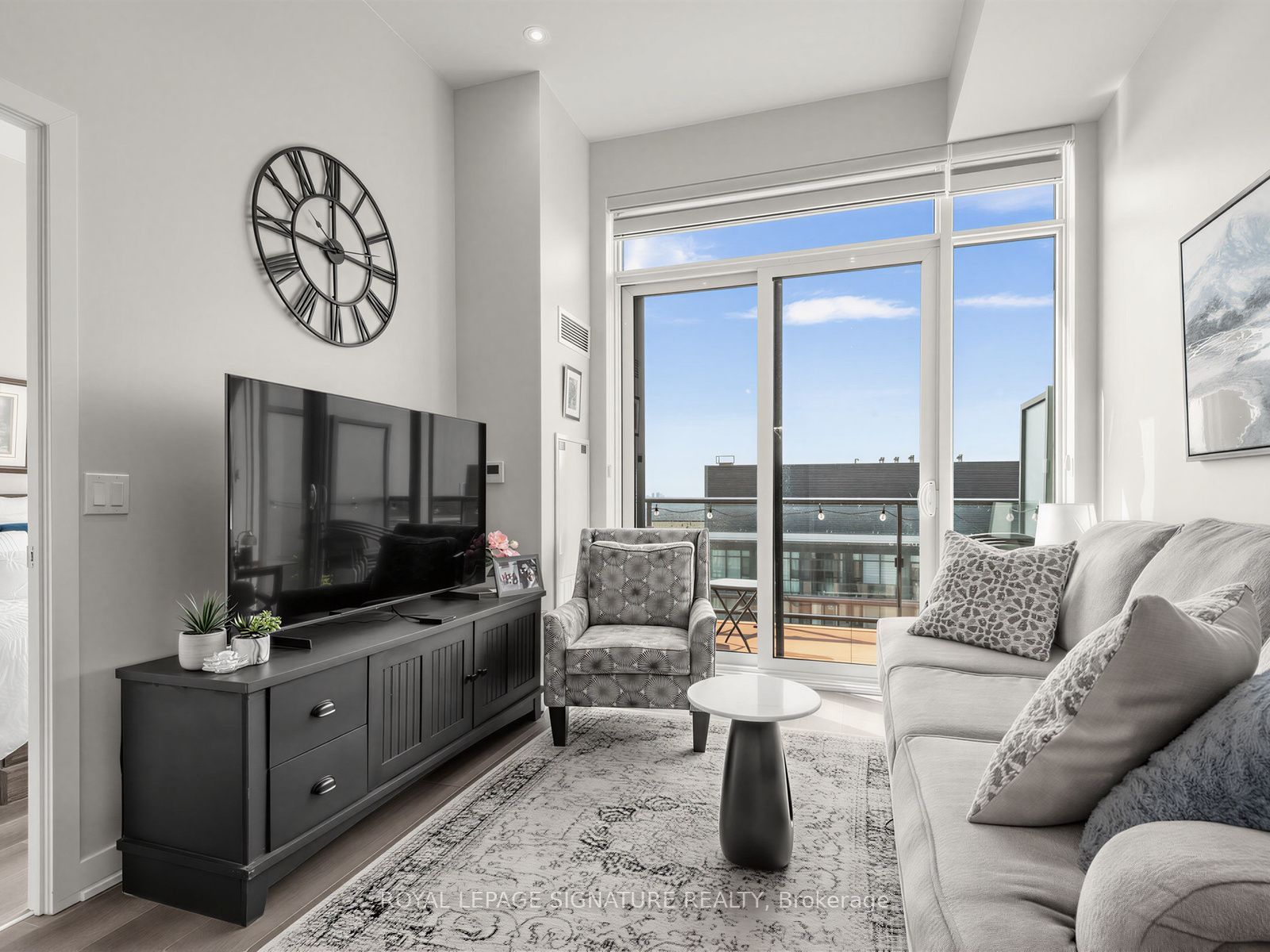 100 Eagle Rock Way 1205, Vaughan, ON L6A 5C2 photo 3