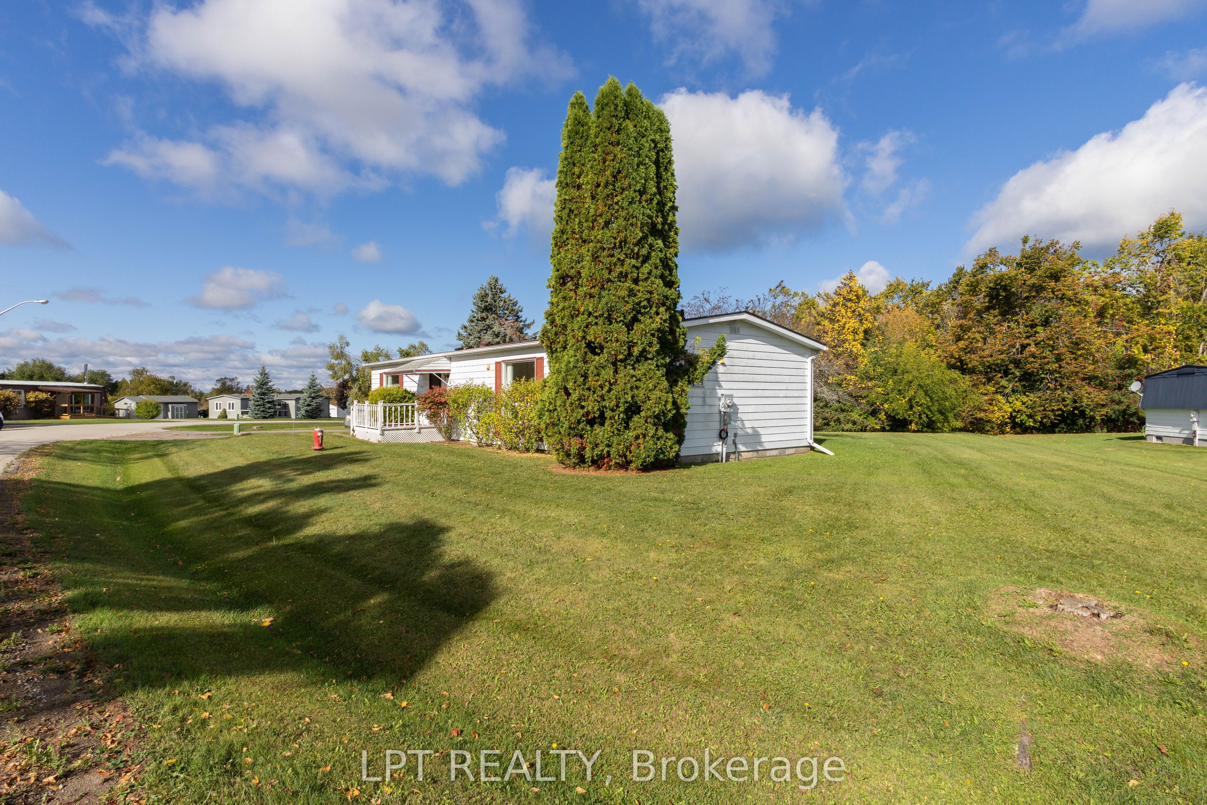 11 Geneva Court, Georgina, ON L0E 1R0 photo 4