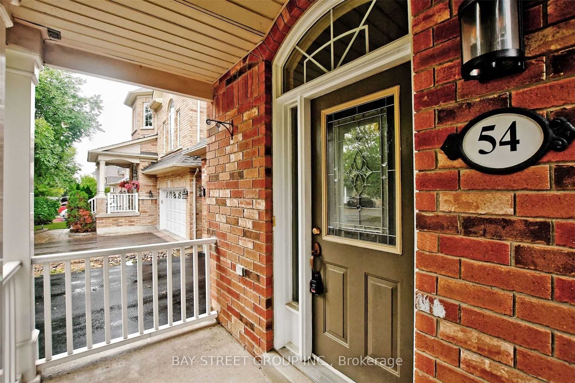 54 Earl Stewart Drive, Aurora, ON L4G 7P4 photo 2