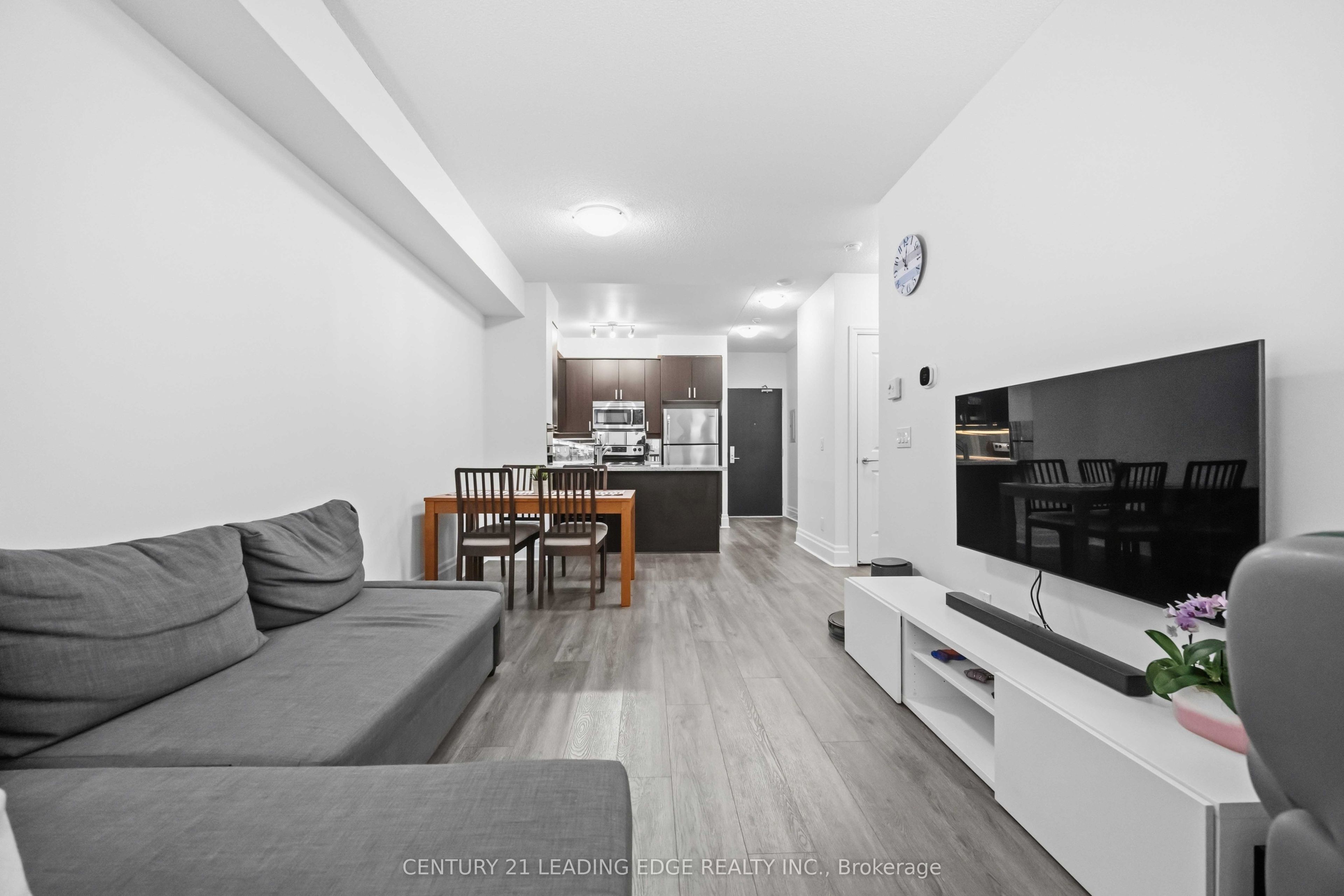 151 Upper Duke Crescent 405, Markham, ON L6G 0E1 photo 3