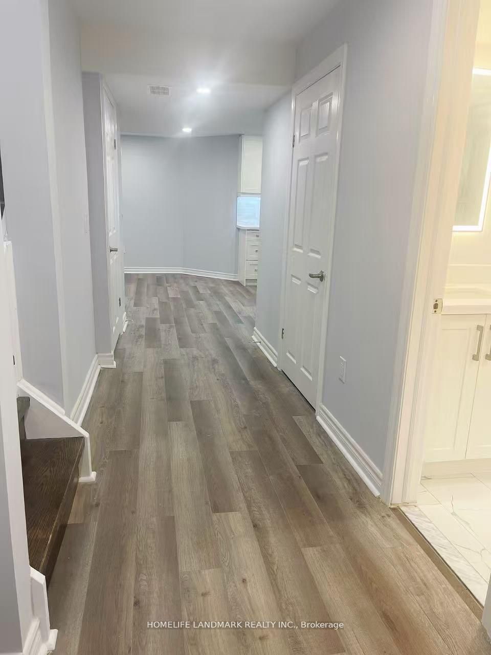 21 Weekes Avenue Basement, Richmond Hill, ON L4E 0N3 photo 2