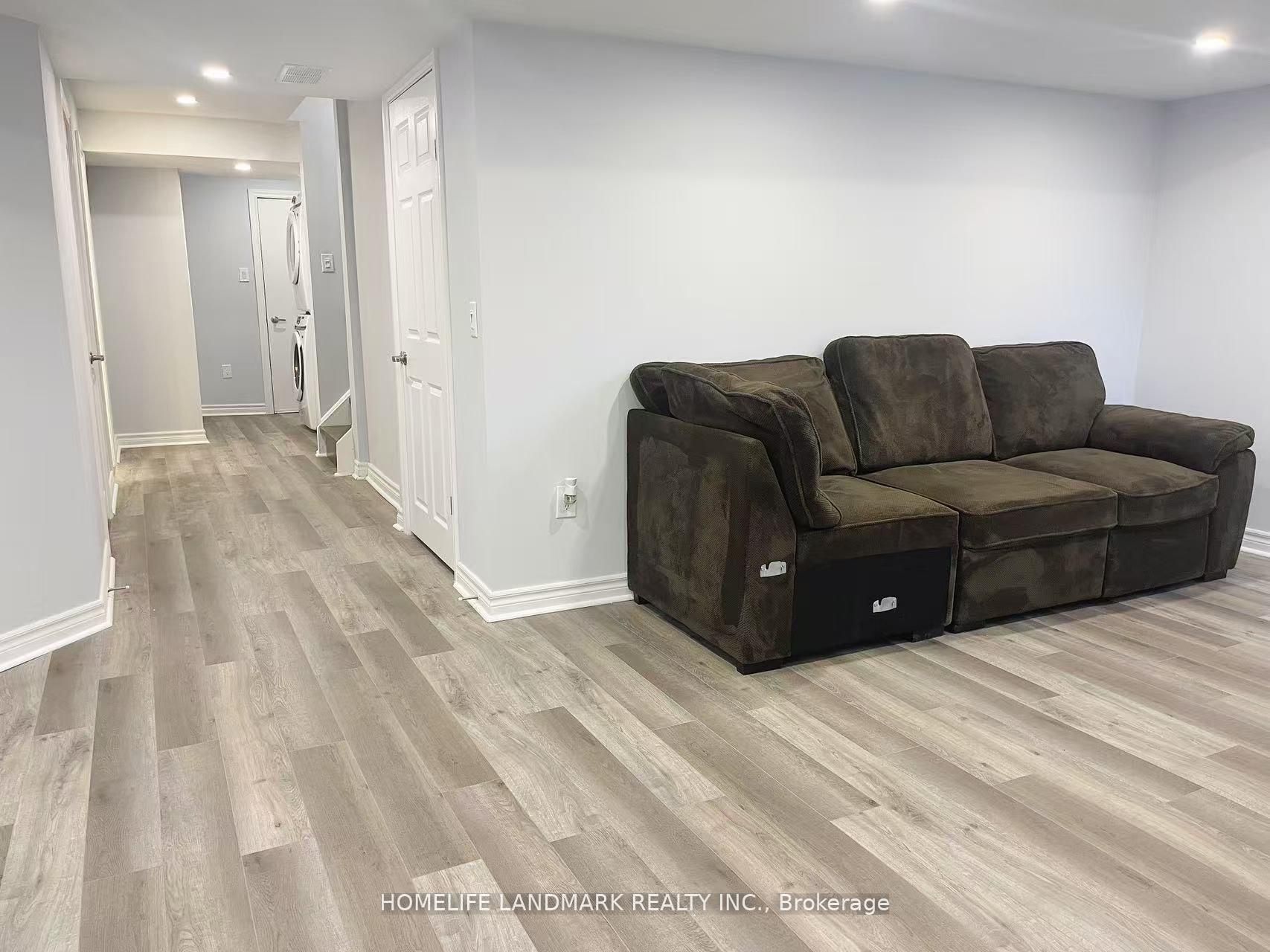 21 Weekes Avenue Basement, Richmond Hill, ON L4E 0N3 photo 3