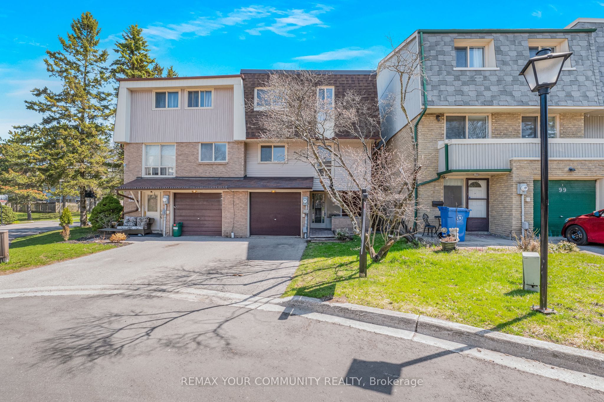 97 Poplar Crescent, Aurora, ON L4G 3M4 photo 2