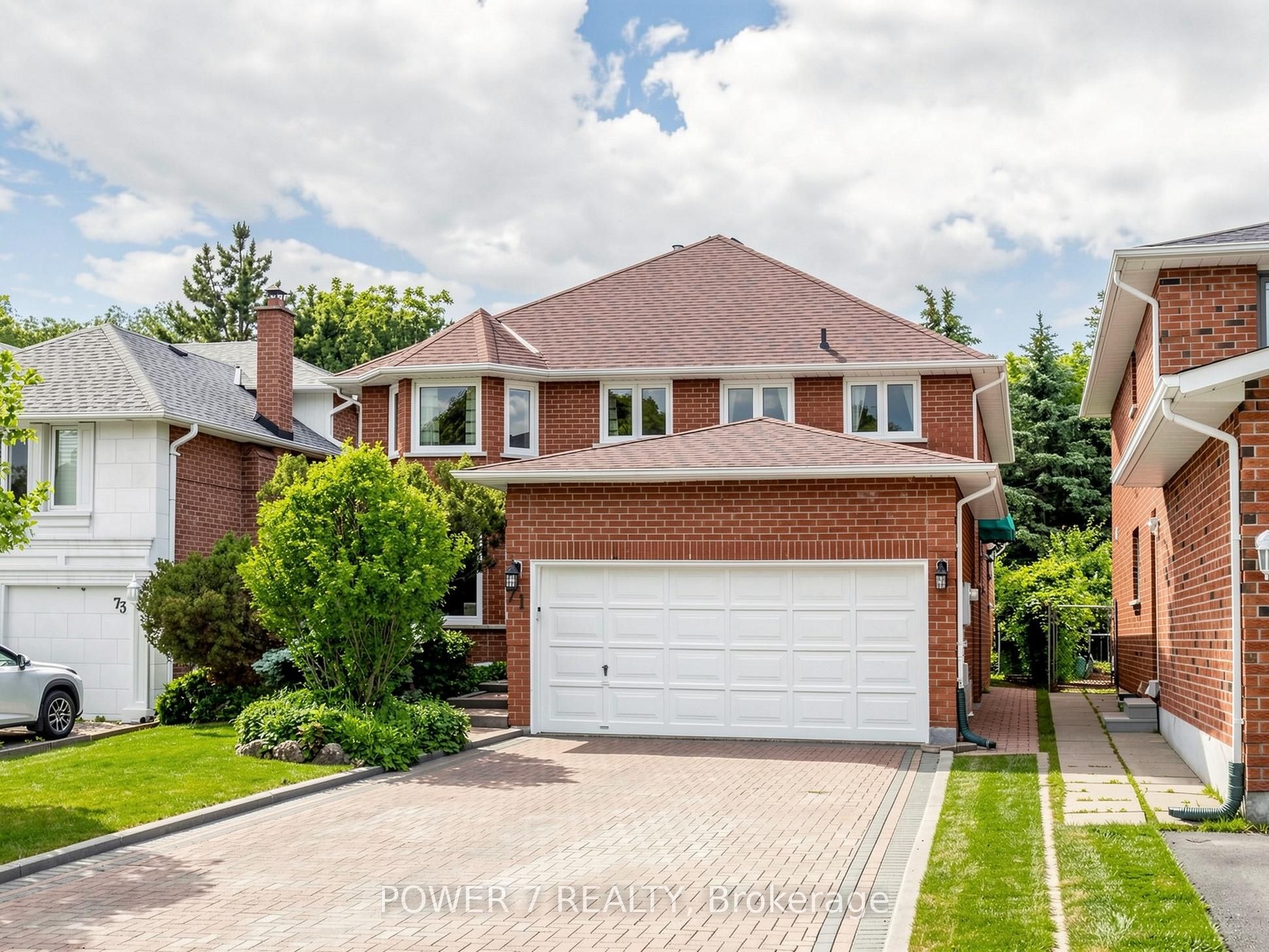 71 Canterbury Court, Richmond Hill, ON L4C 8E7