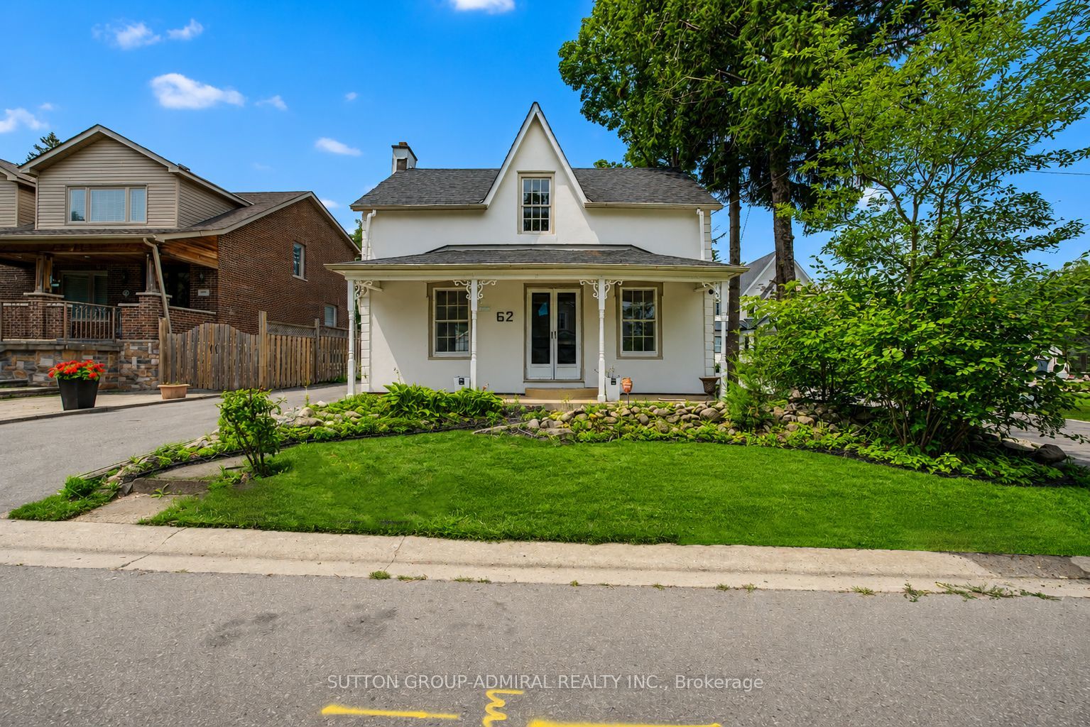 62 Centre Street W, Richmond Hill, ON L4C 3P7 photo 4