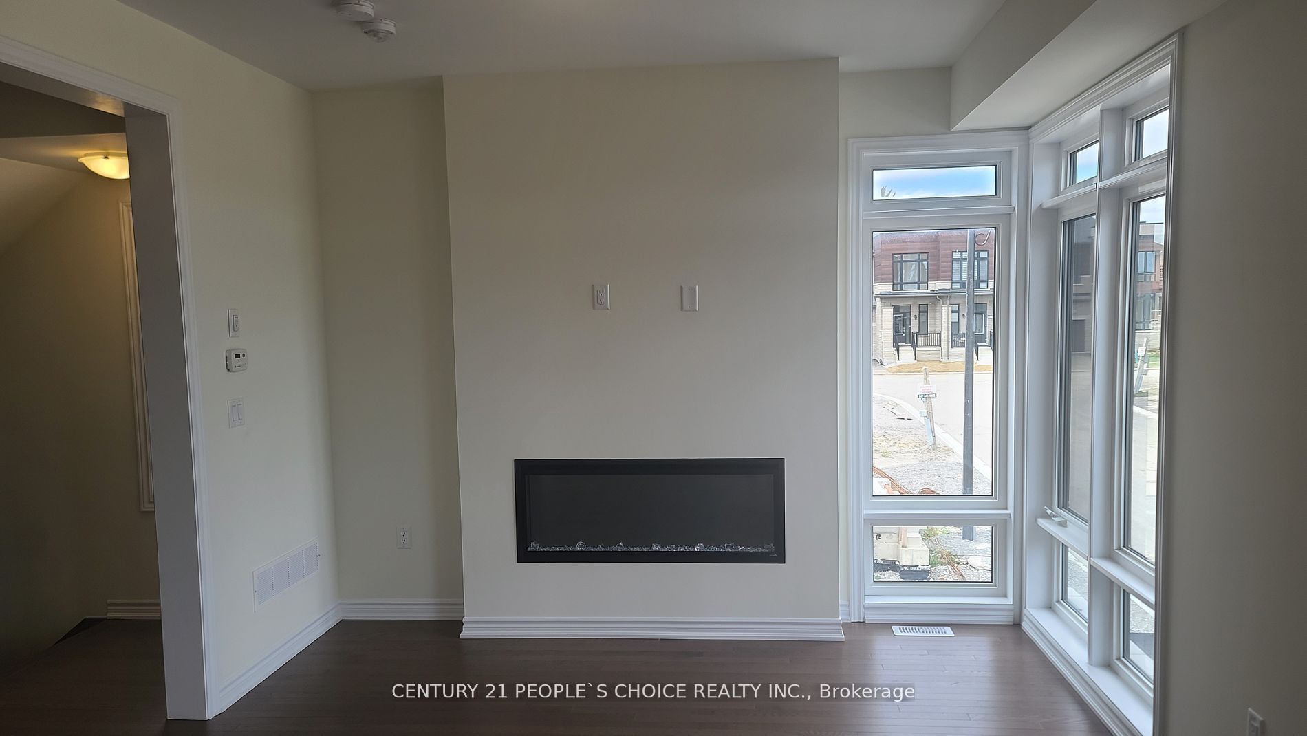 161 Blick Crescent, Aurora, ON L4G 4A7 photo 5
