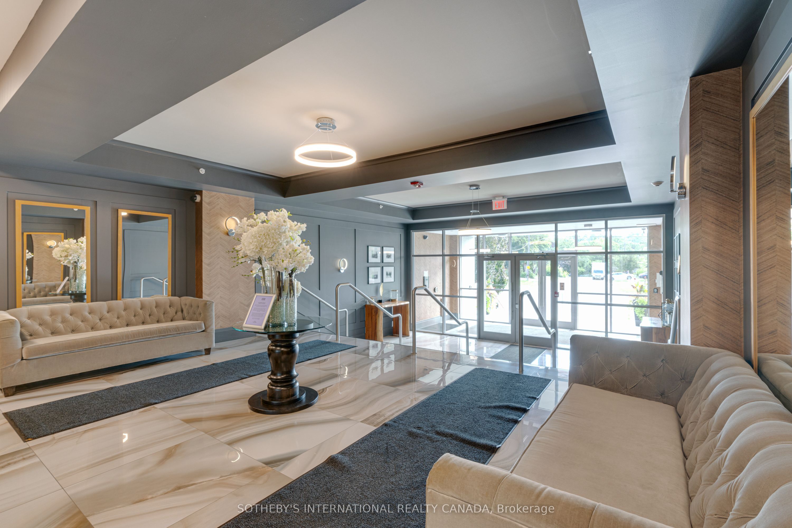 8302 Islington Avenue 209, Vaughan, ON L4L 0E6 photo 3
