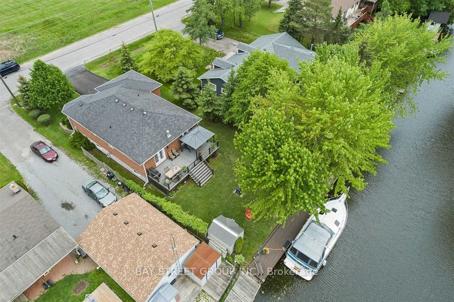 722A Lake Dr. S Drive, Georgina, ON L4P 1V1 photo 2