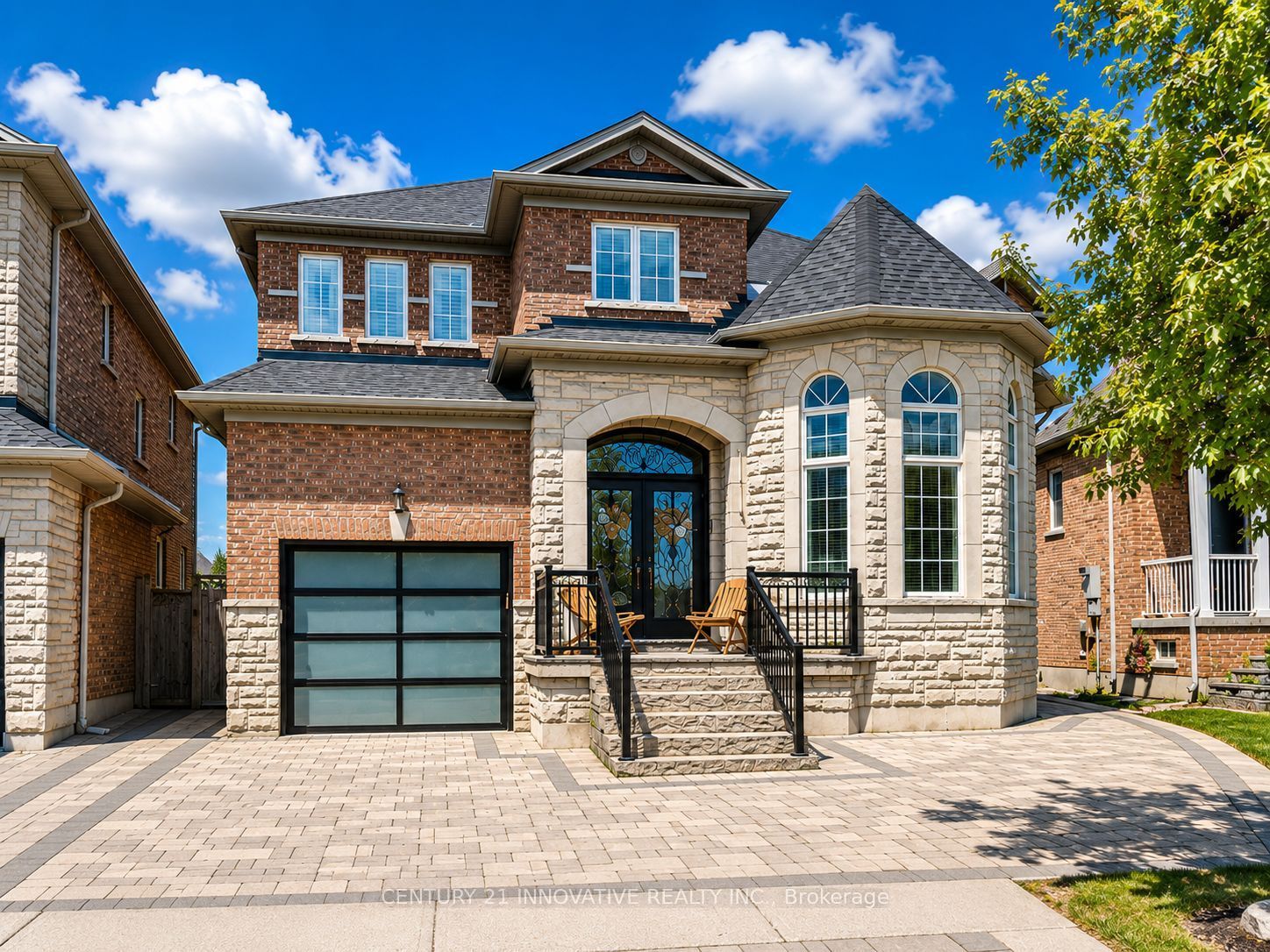 92 W Riverwalk Drive, Markham, ON L6B 0B9 photo 2