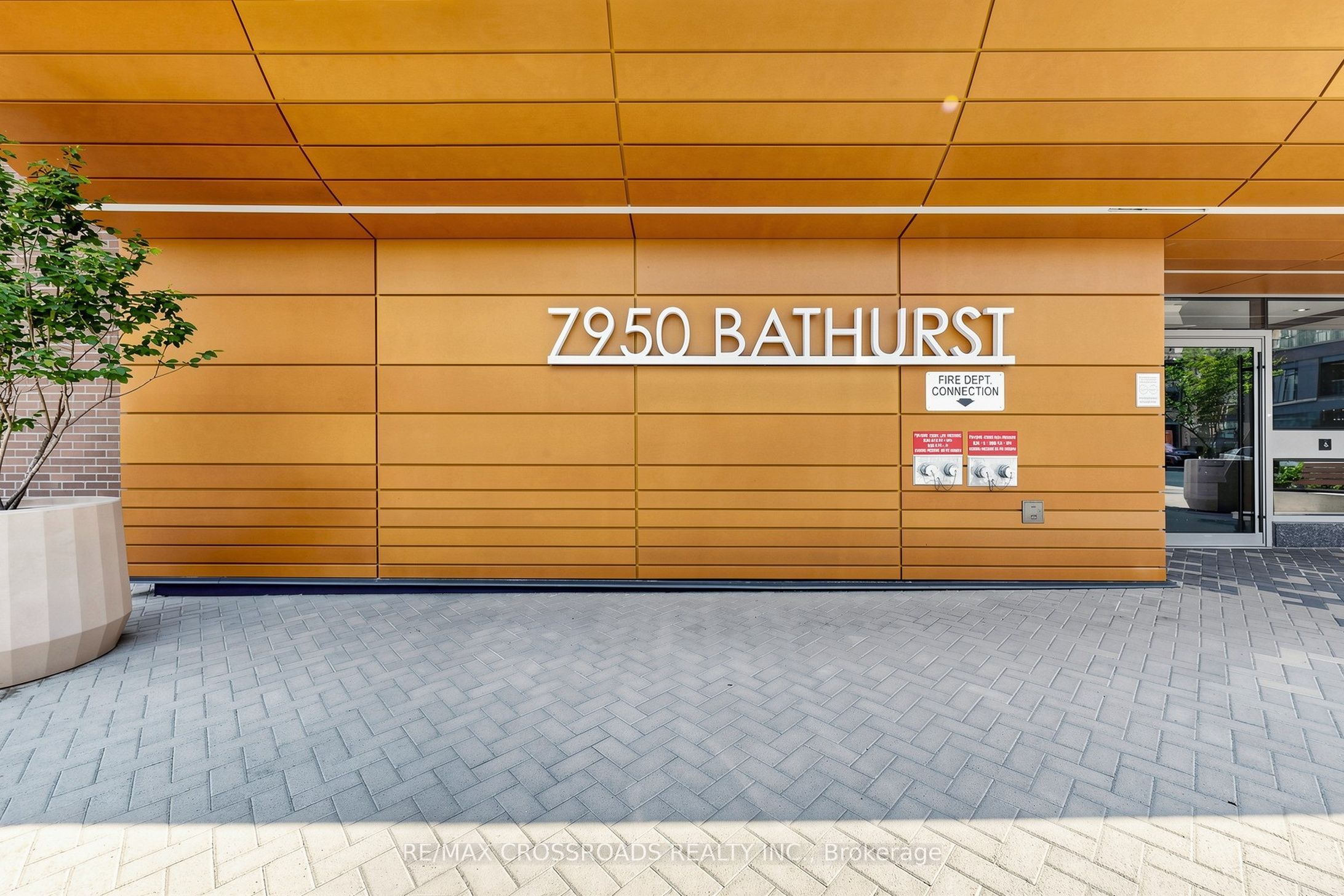 7950 Bathurst Street 902, Vaughan, ON L4J 0L4 photo 4