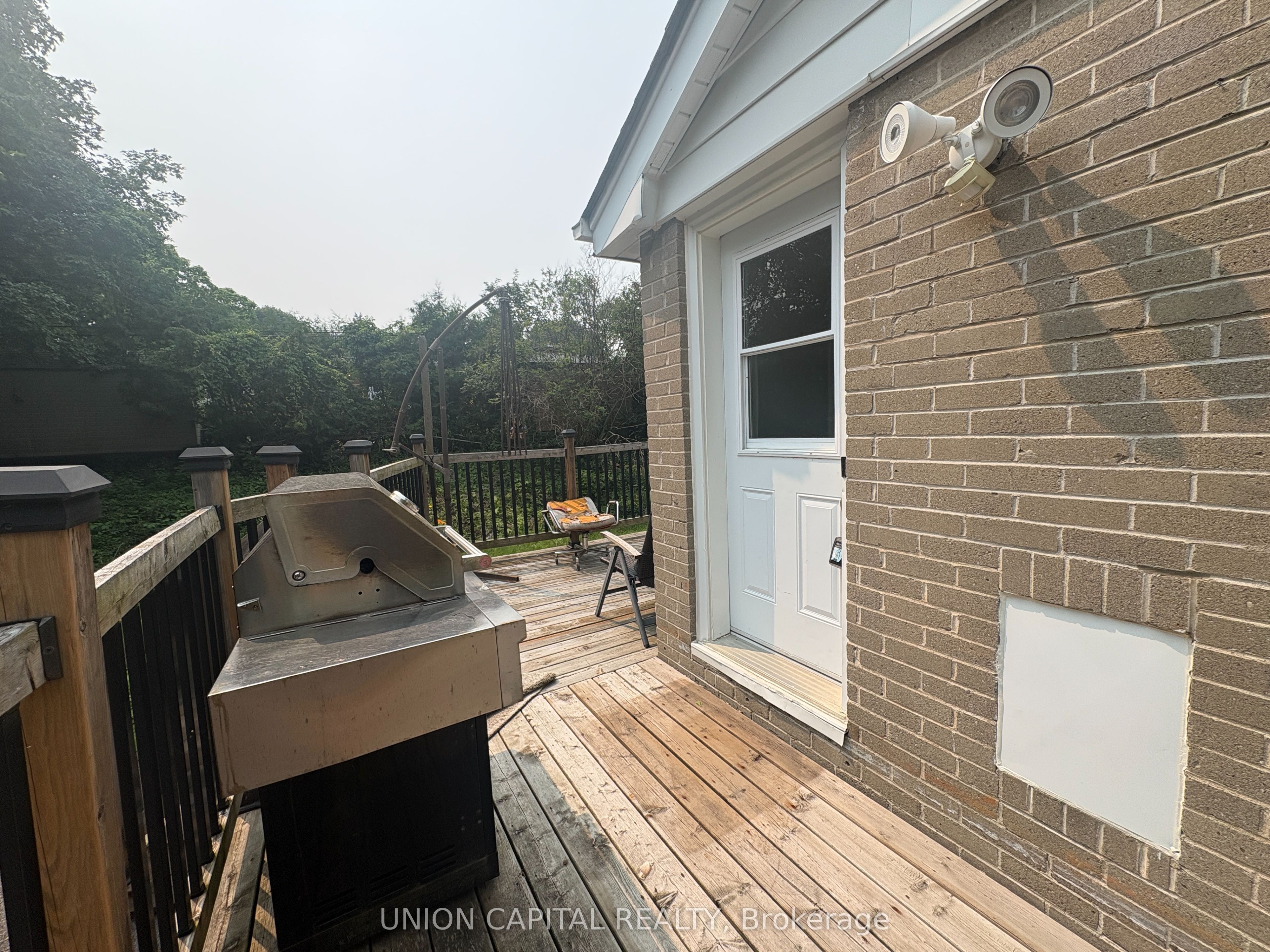 248 James Avenue Lower, Newmarket, ON L3Y 4R8 photo 5