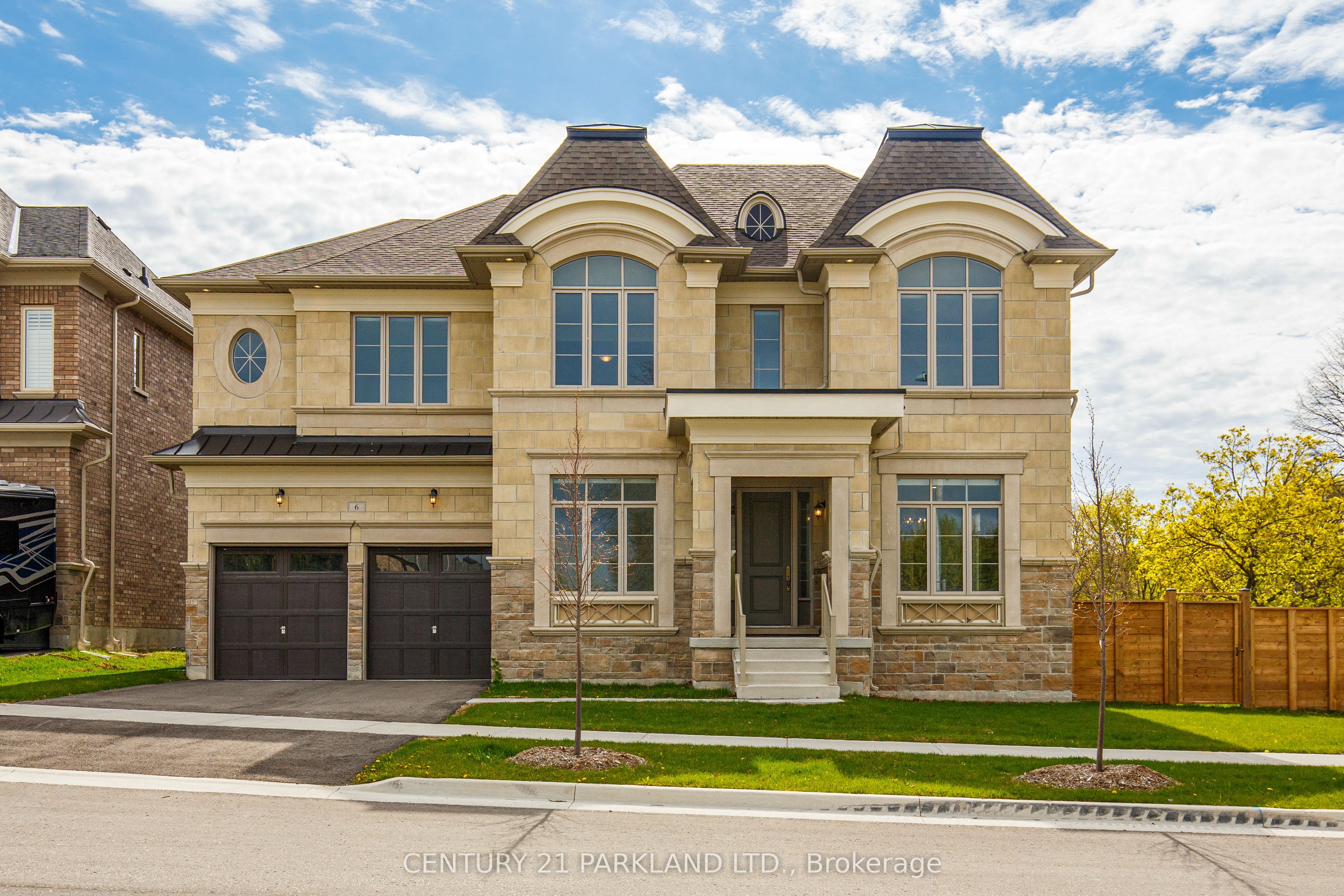 6 Dennis Reed Court, Aurora, ON L4G 4A5 photo 2
