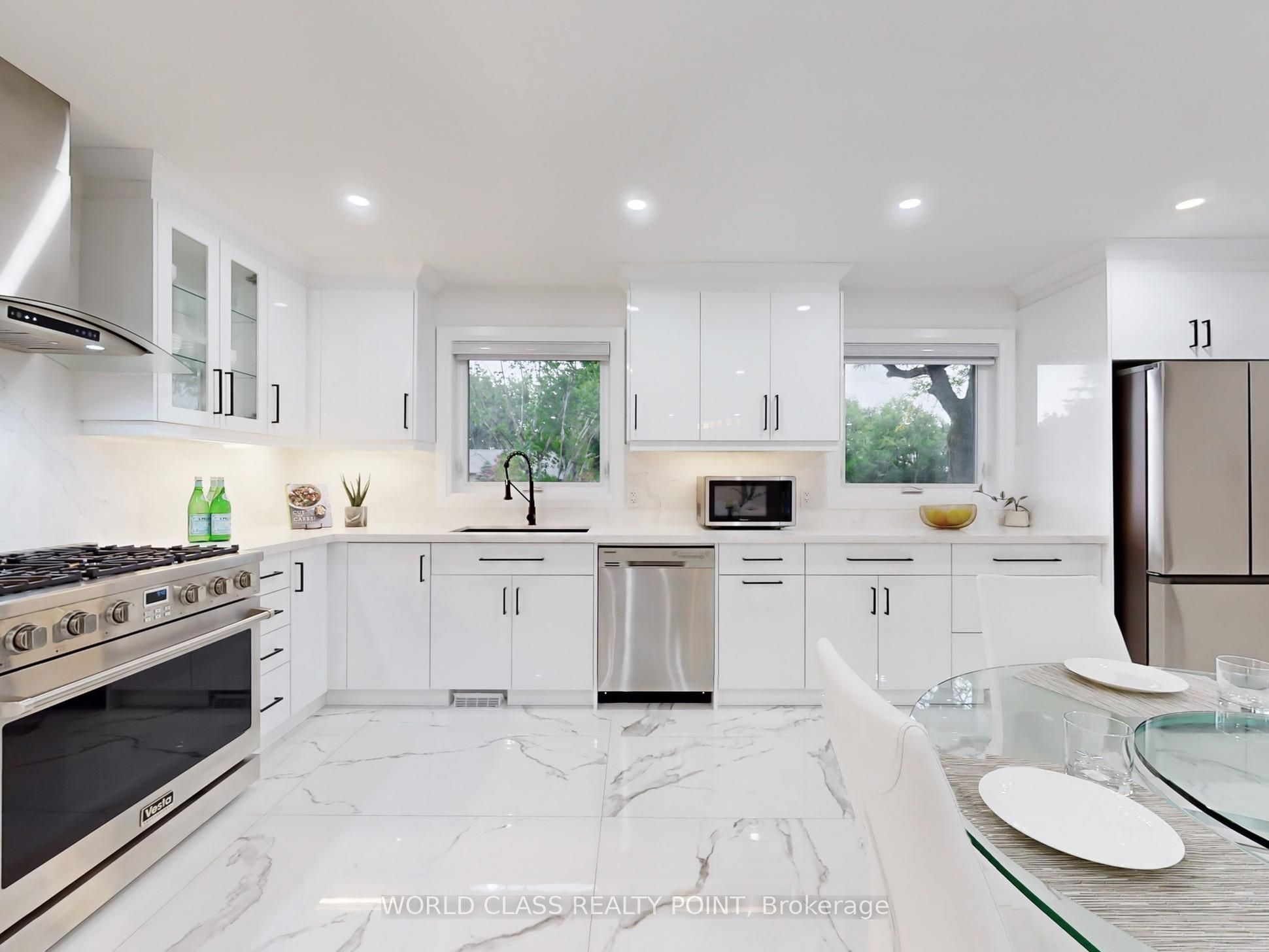 60 Kleins Ridge, Vaughan, ON L0J 1C0 photo 5