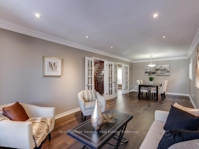 76 Dante Court, Vaughan, ON L4L 7X4 photo 4