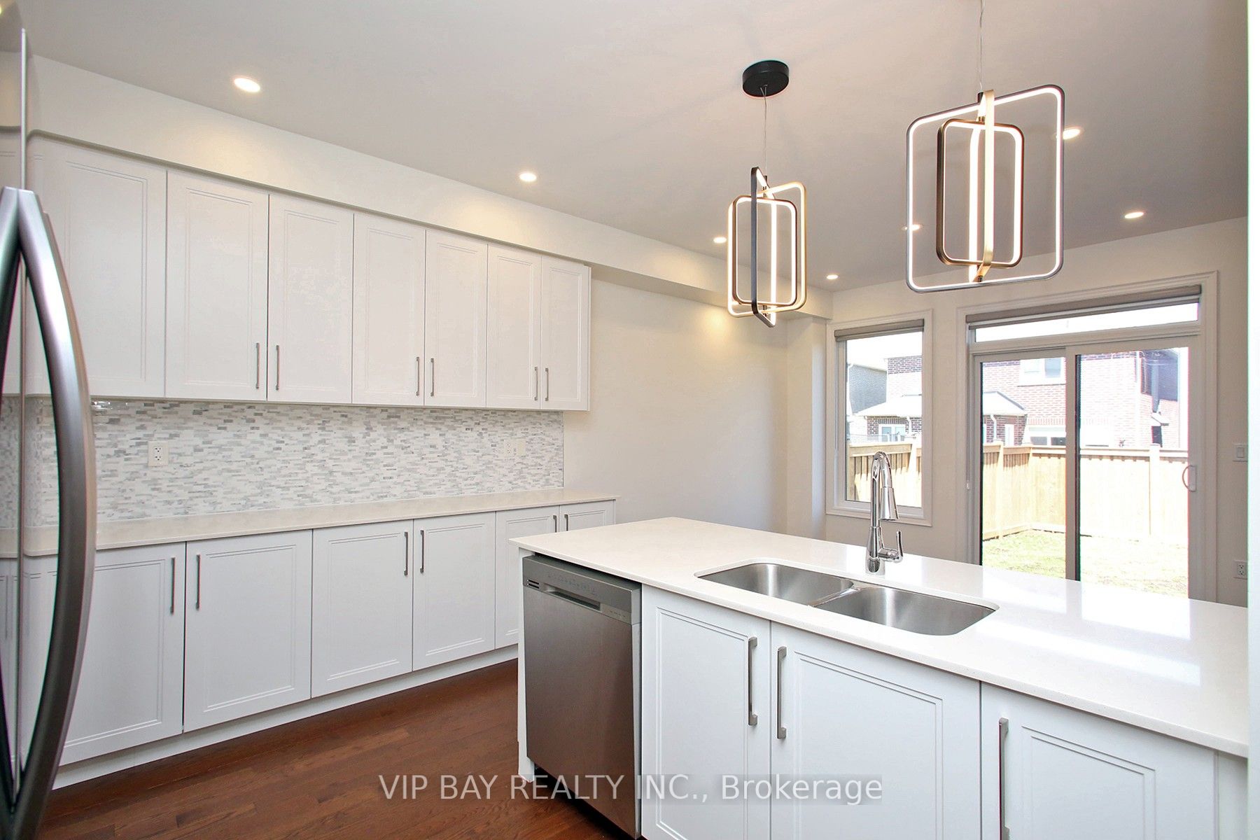 8 Tremoy Road, East Gwillimbury, ON L9N 0T4 photo 5