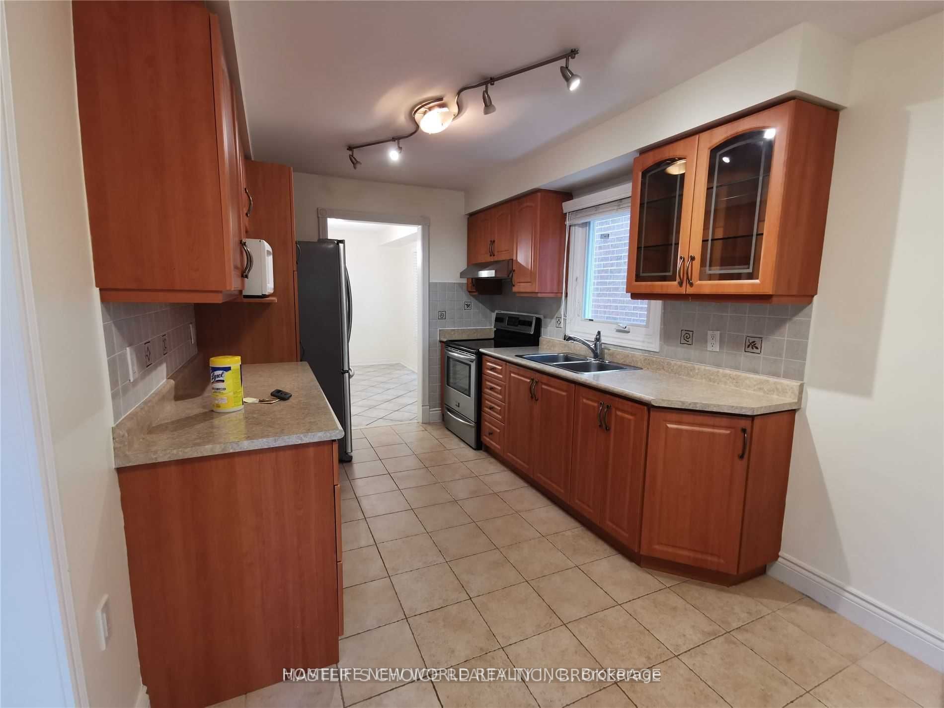 209 Winding Lane, Vaughan, ON L4J 5J6 photo 4