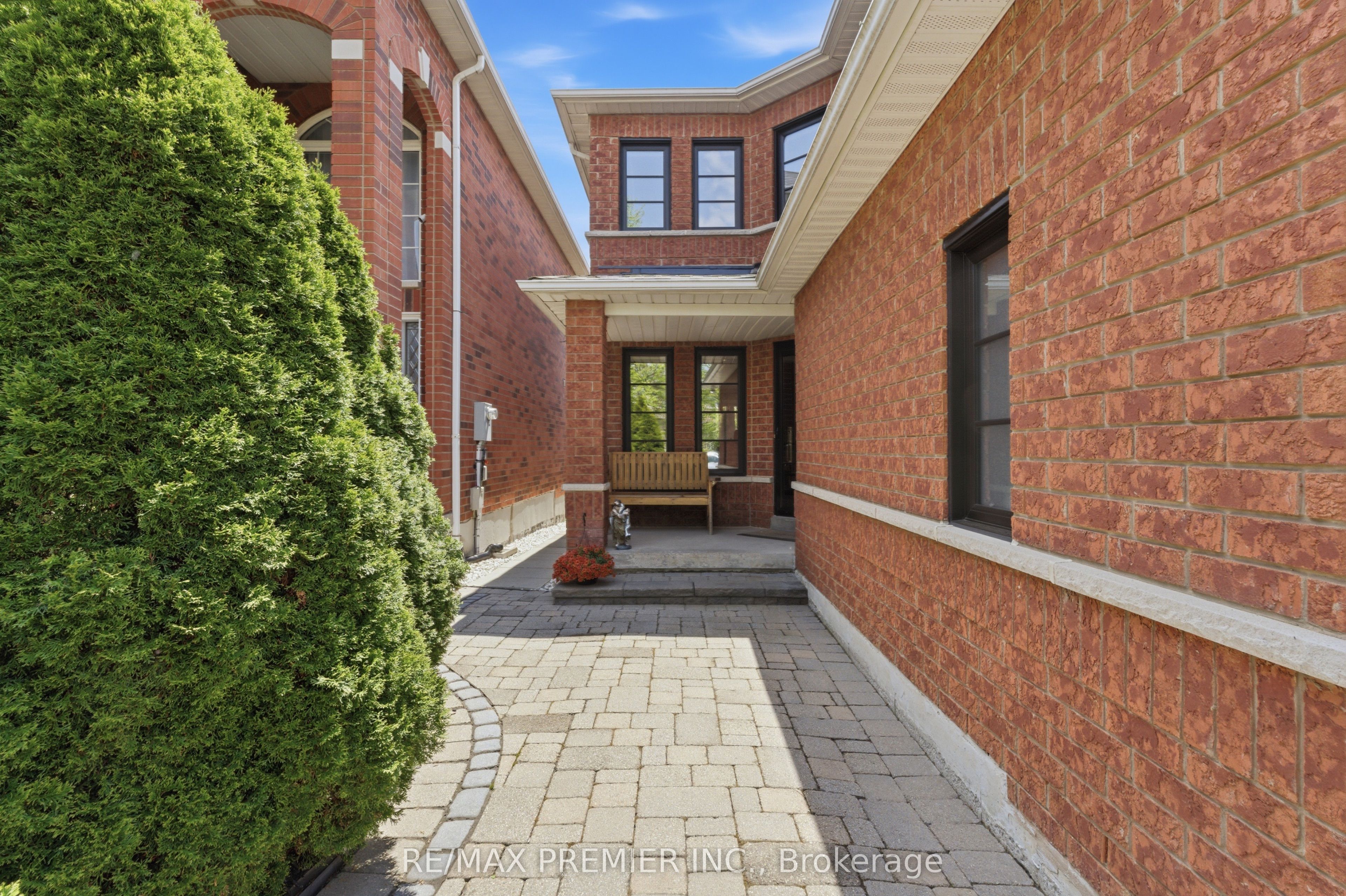 37 Princeton Gate, Vaughan, ON L6A 2R7 photo 5