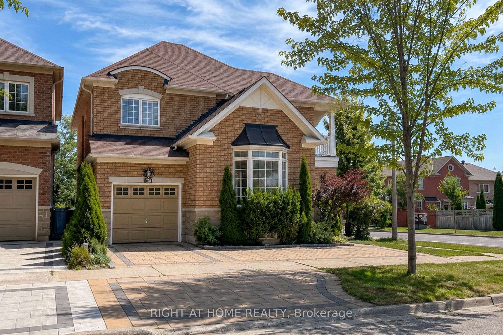 66 Larkmead Crescent, Markham, ON L6C 3C7 photo 2