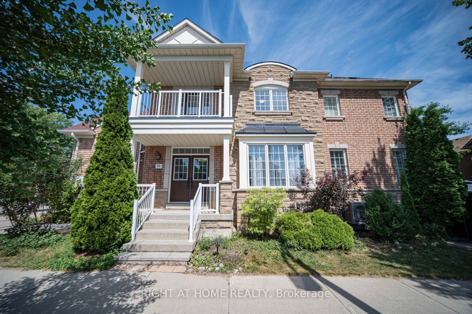 66 Larkmead Crescent, Markham, ON L6C 3C7 photo 3