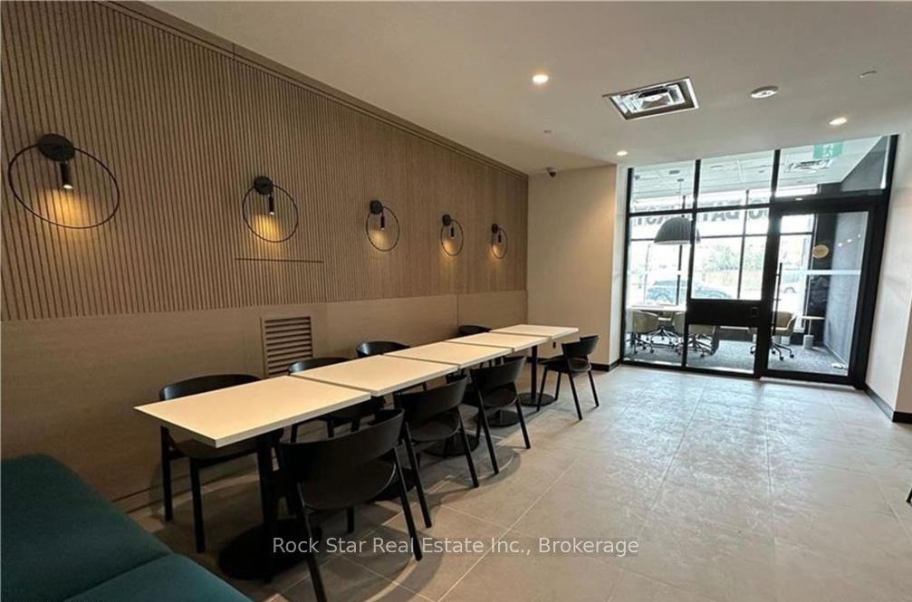 7950 Bathurst Street 629, Vaughan, ON L4J 0L4 photo 4