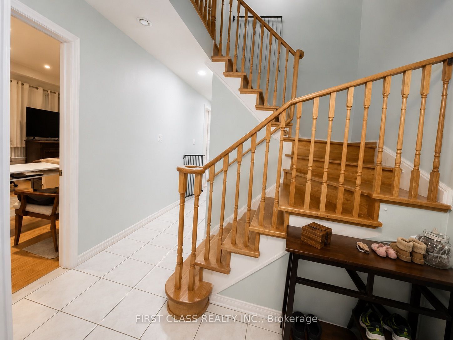 18 Angela Court Upper, Markham, ON L3S 4K8 photo 2