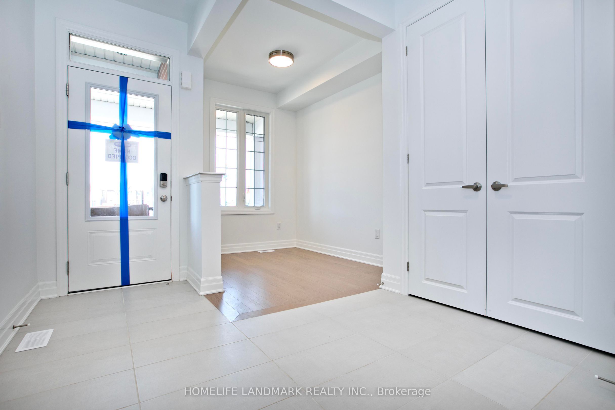 49 Brock Meadow Crescent, Markham, ON L6C 1L2 photo 2