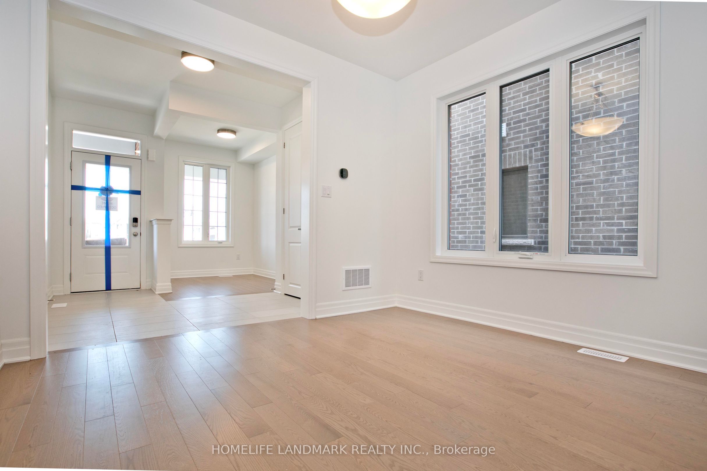 49 Brock Meadow Crescent, Markham, ON L6C 1L2 photo 3