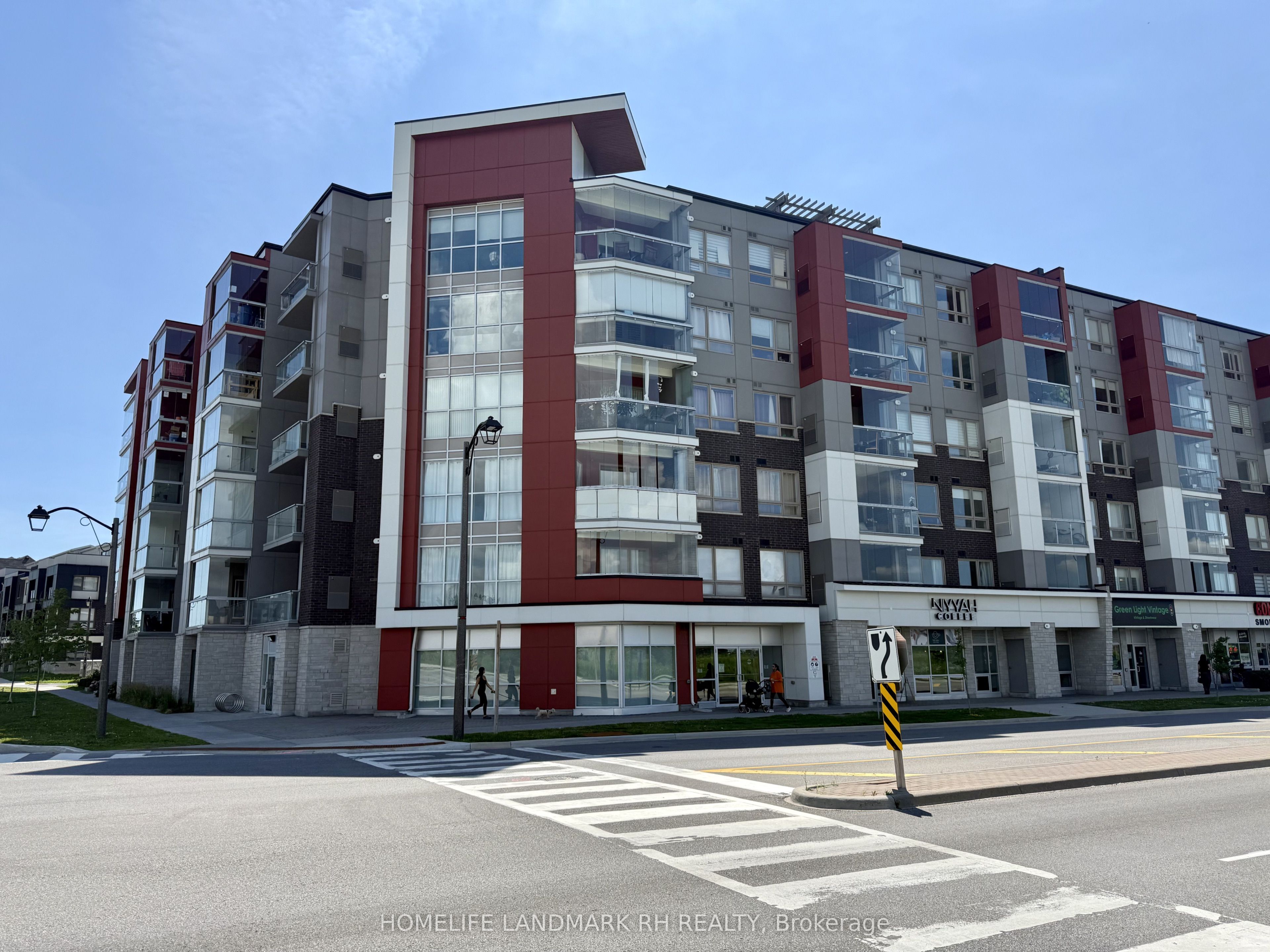 58 Adam Sellers Street 312, Markham, ON L6B 1P5 photo 2