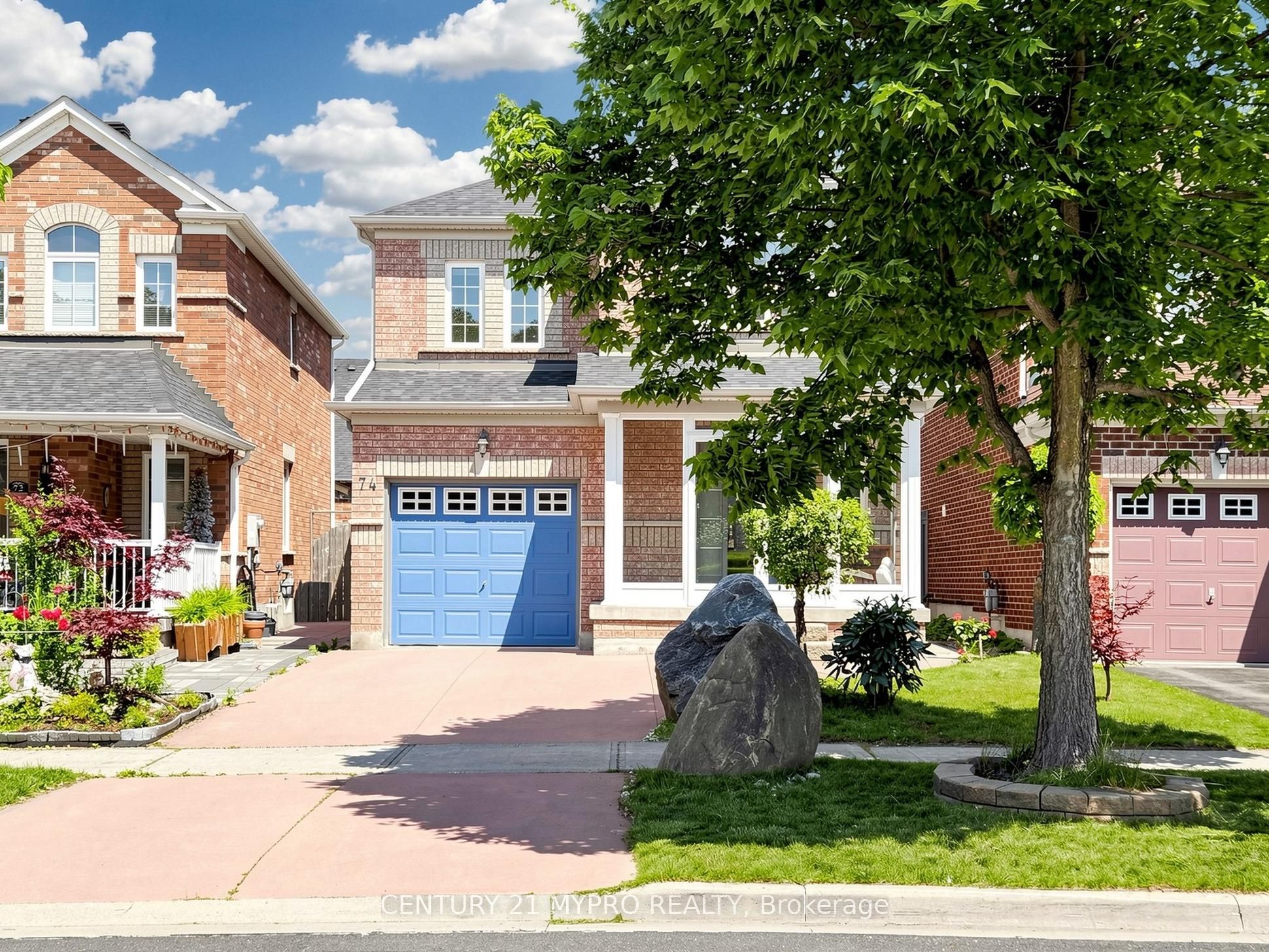 74 Victoria Wood Avenue, Markham, ON L6E 1K2 photo 2
