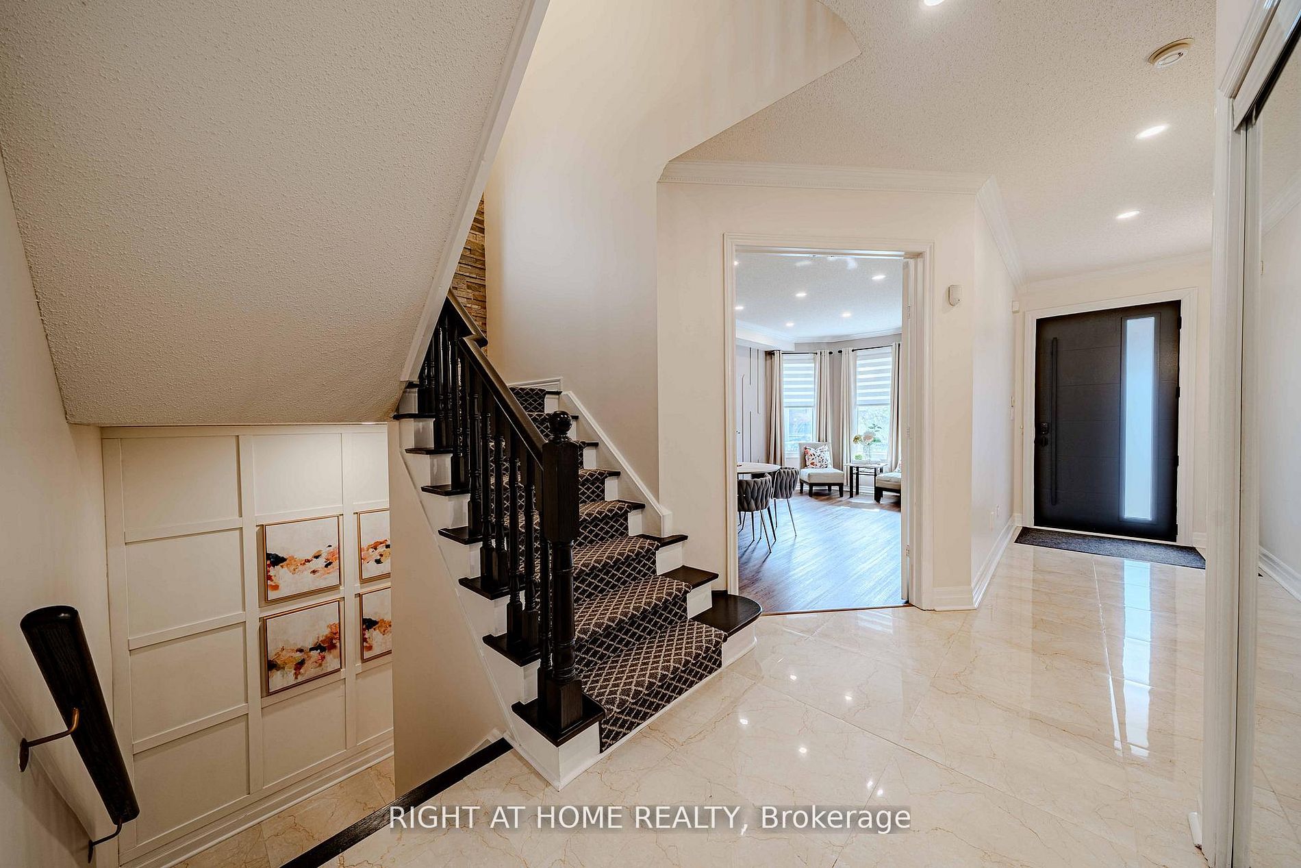 111 Forecastle Road, Vaughan, ON L4K 5H9 photo 3