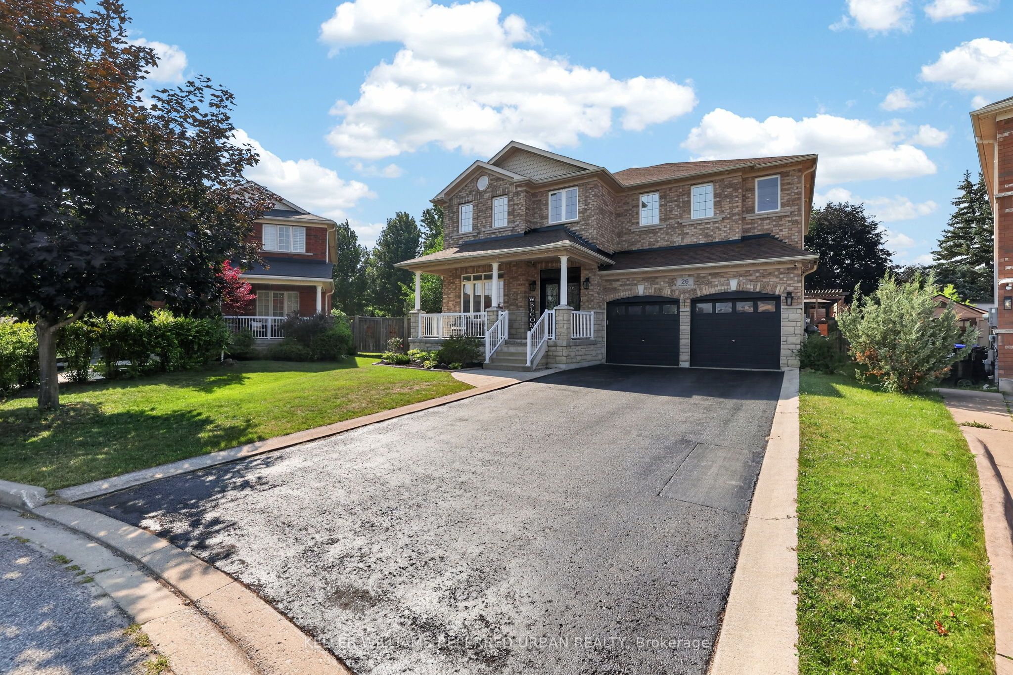 26 Christina Crescent, Bradford West Gwillimbury, ON L0M 1B0 photo 2