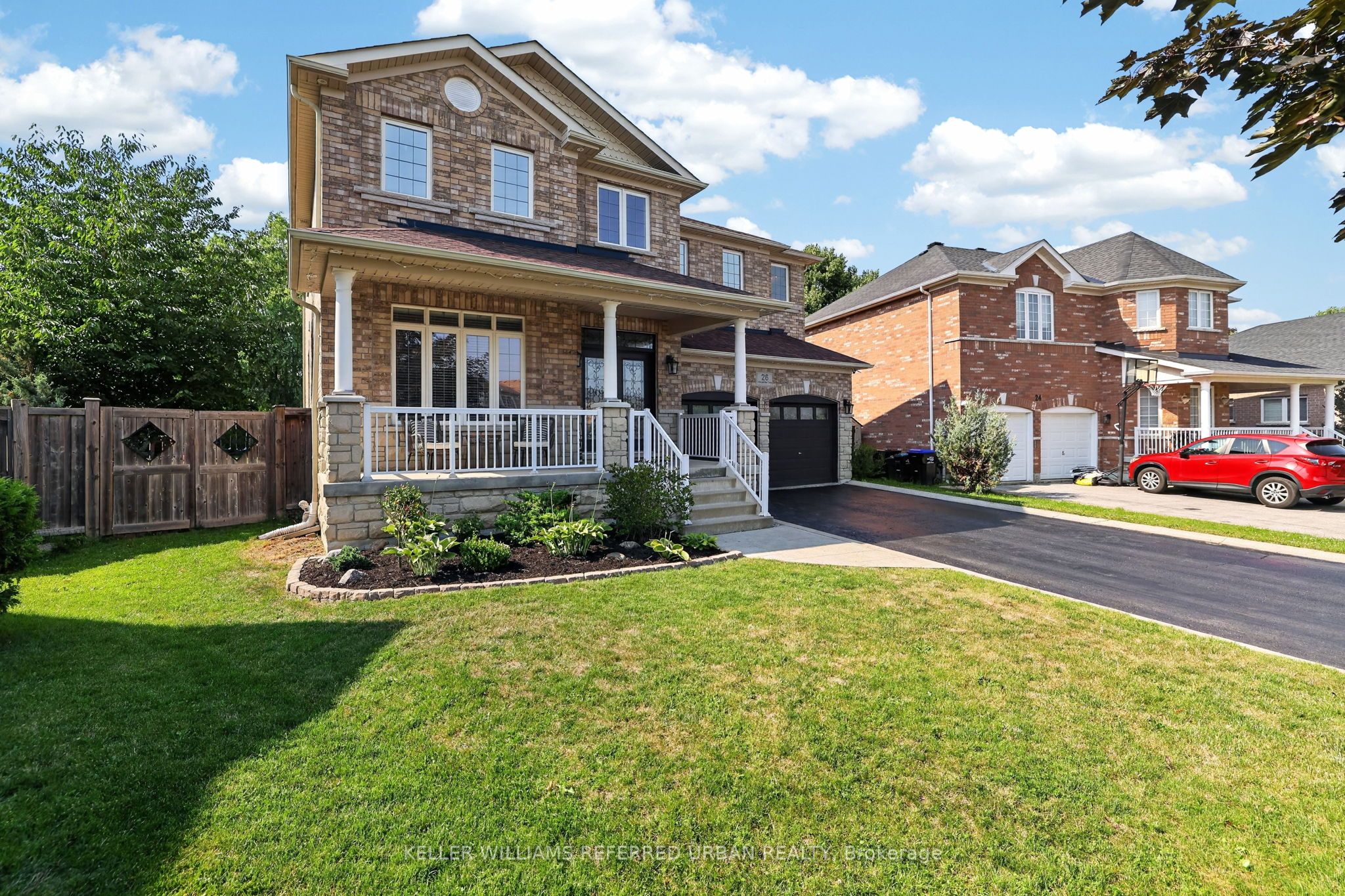 26 Christina Crescent, Bradford West Gwillimbury, ON L0M 1B0 photo 3