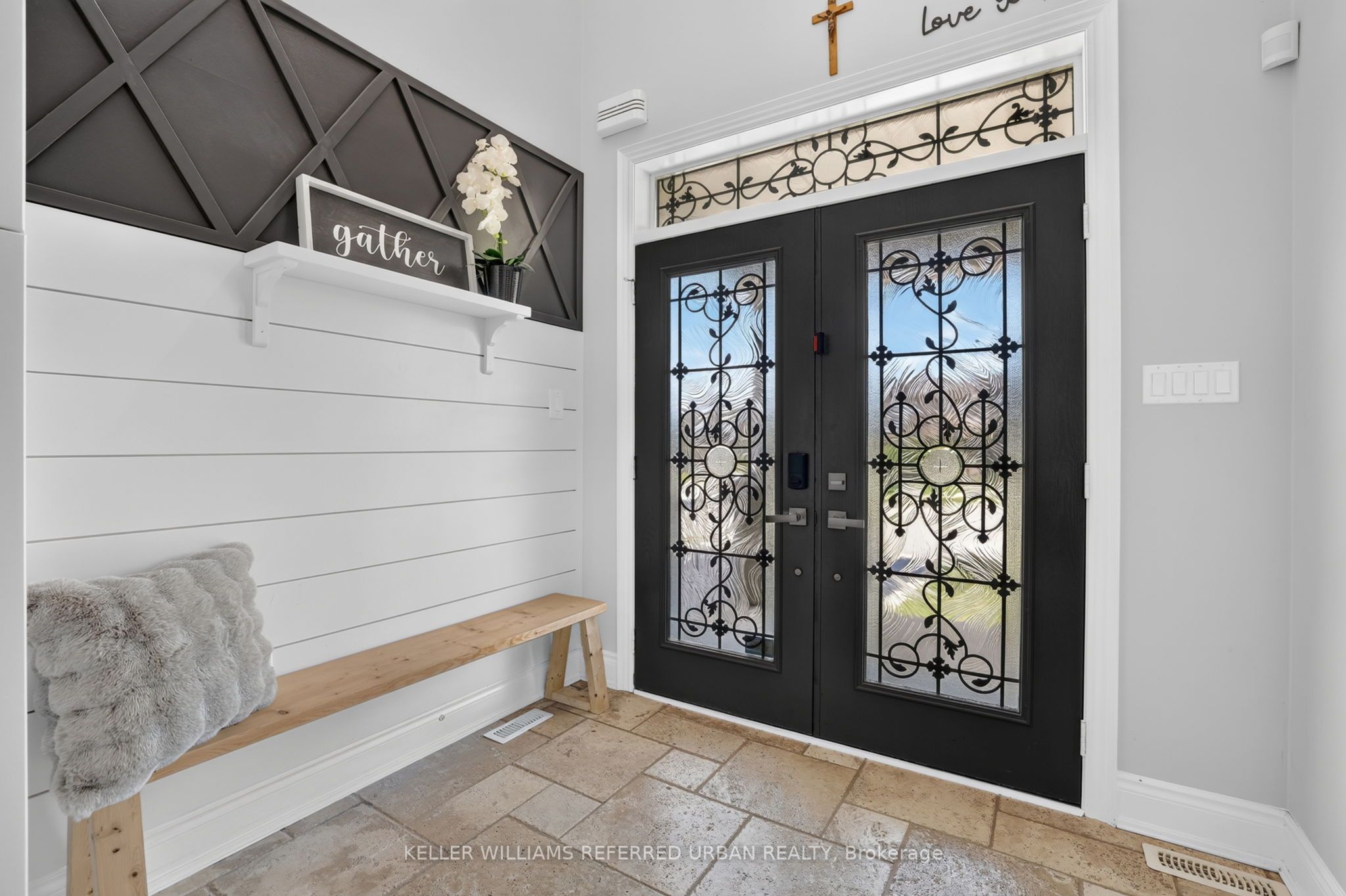 26 Christina Crescent, Bradford West Gwillimbury, ON L0M 1B0 photo 4