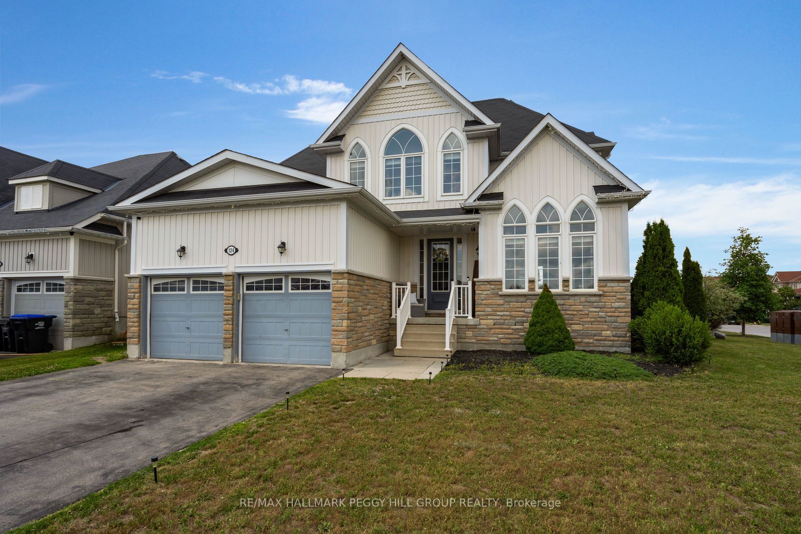 124 Latimer Avenue, Essa, ON L3W 0M9