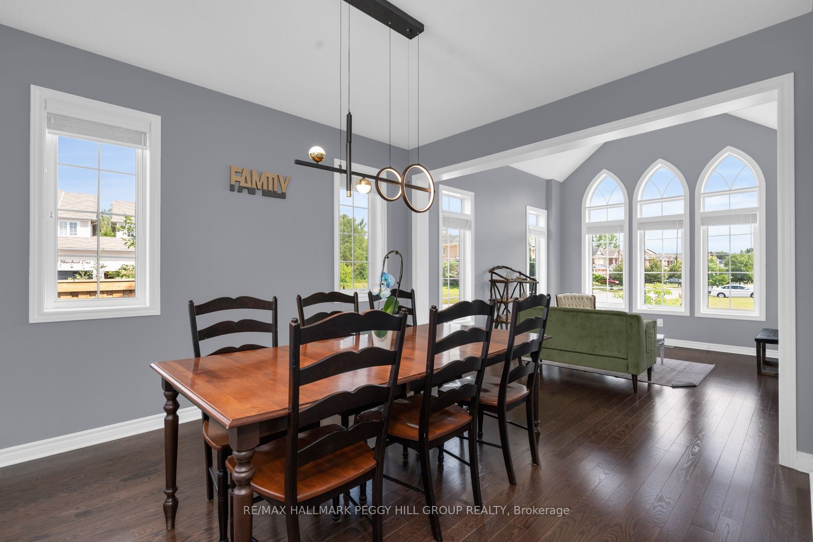 124 Latimer Avenue, Essa, ON L3W 0M9 photo 5