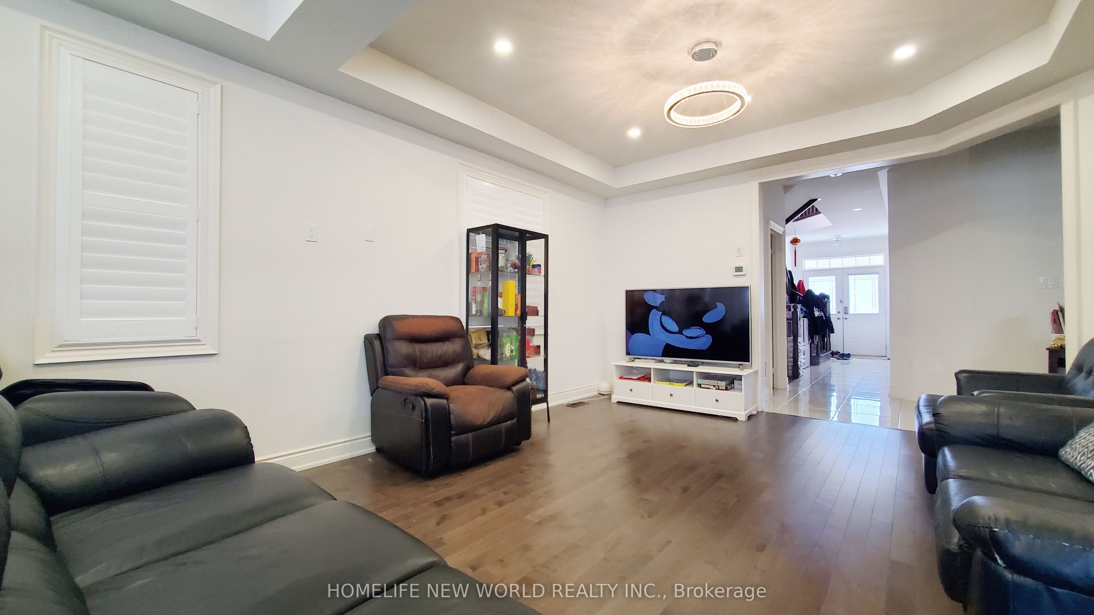 28 Fallharvest Way, Whitchurch-Stouffville, ON L4A 4V8 photo 3
