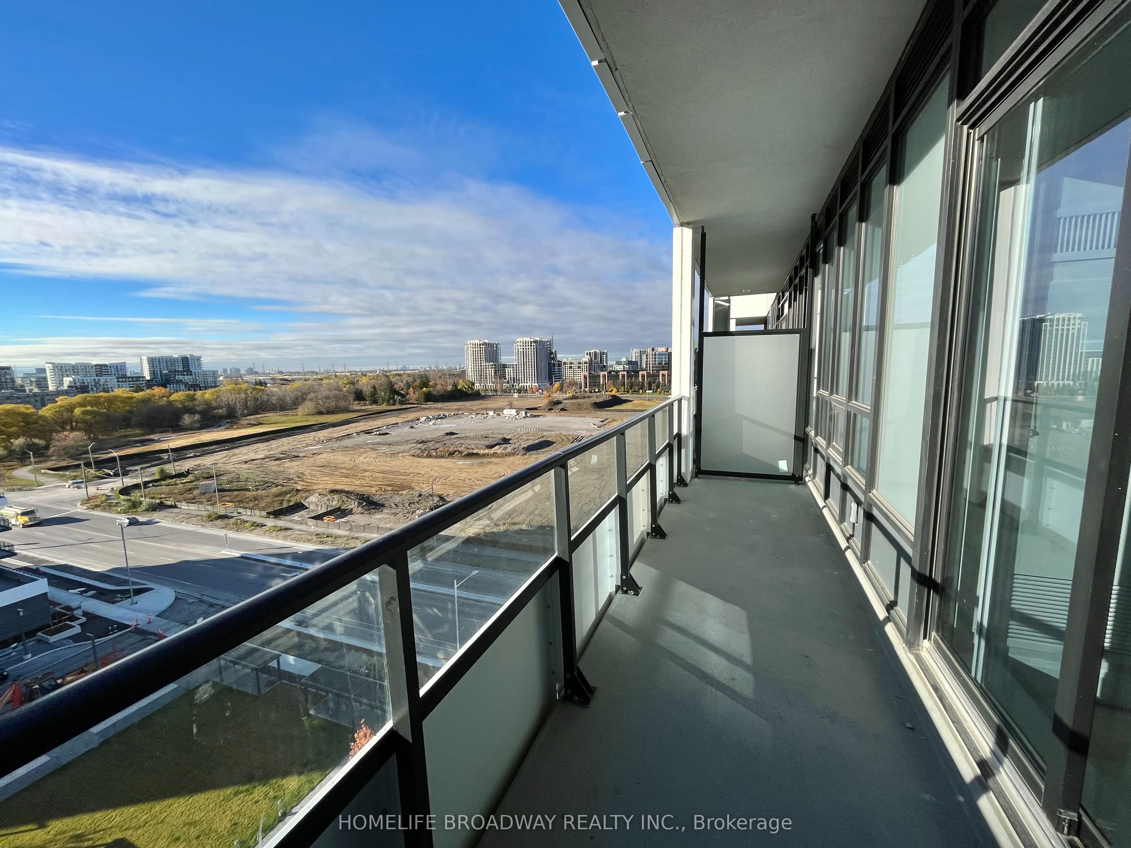 38 Water Walk Drive 1002, Markham, ON L3R 6M8 photo 3