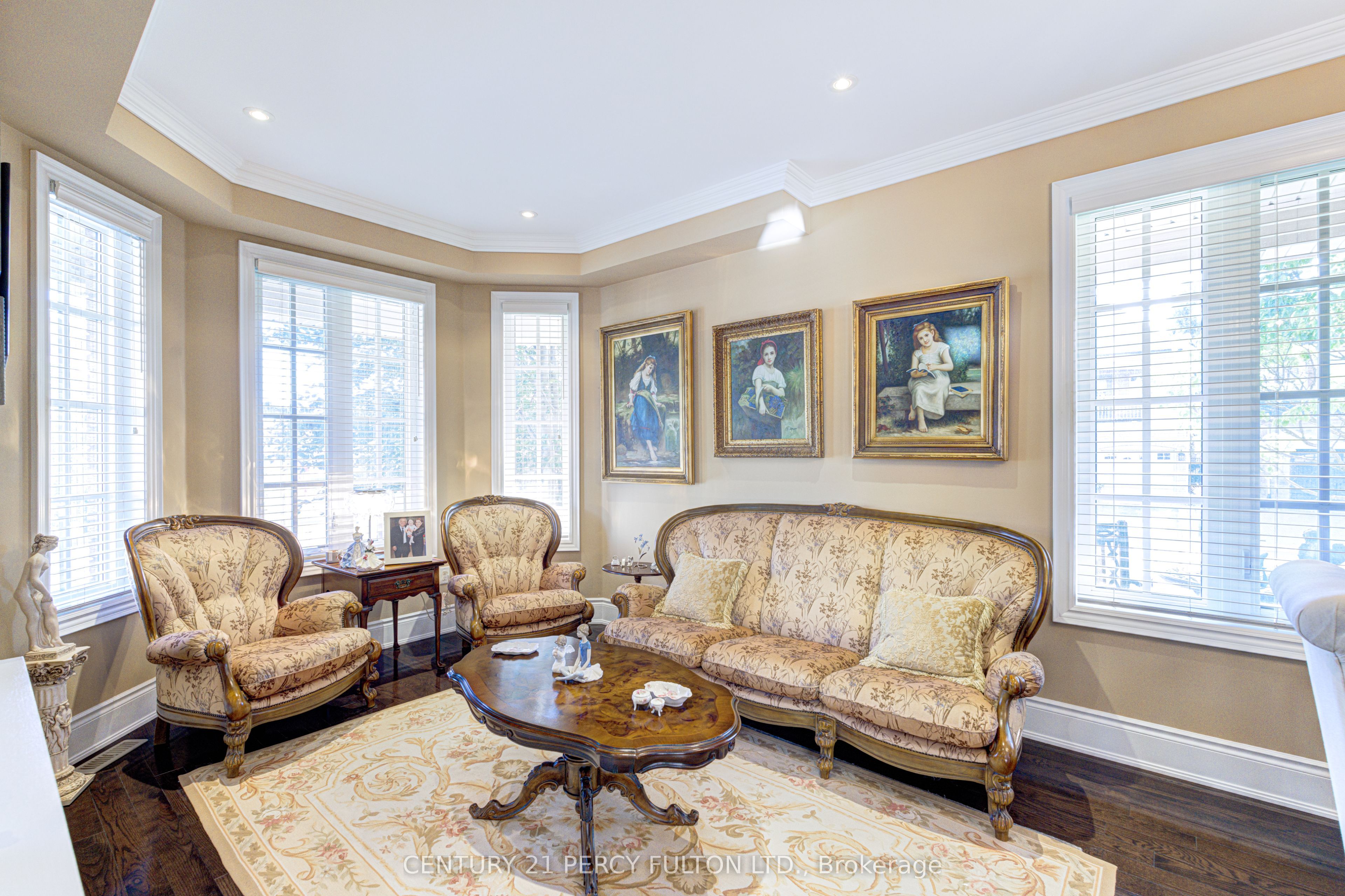 80 Saint James Avenue, Vaughan, ON L4H 3E8 photo 5